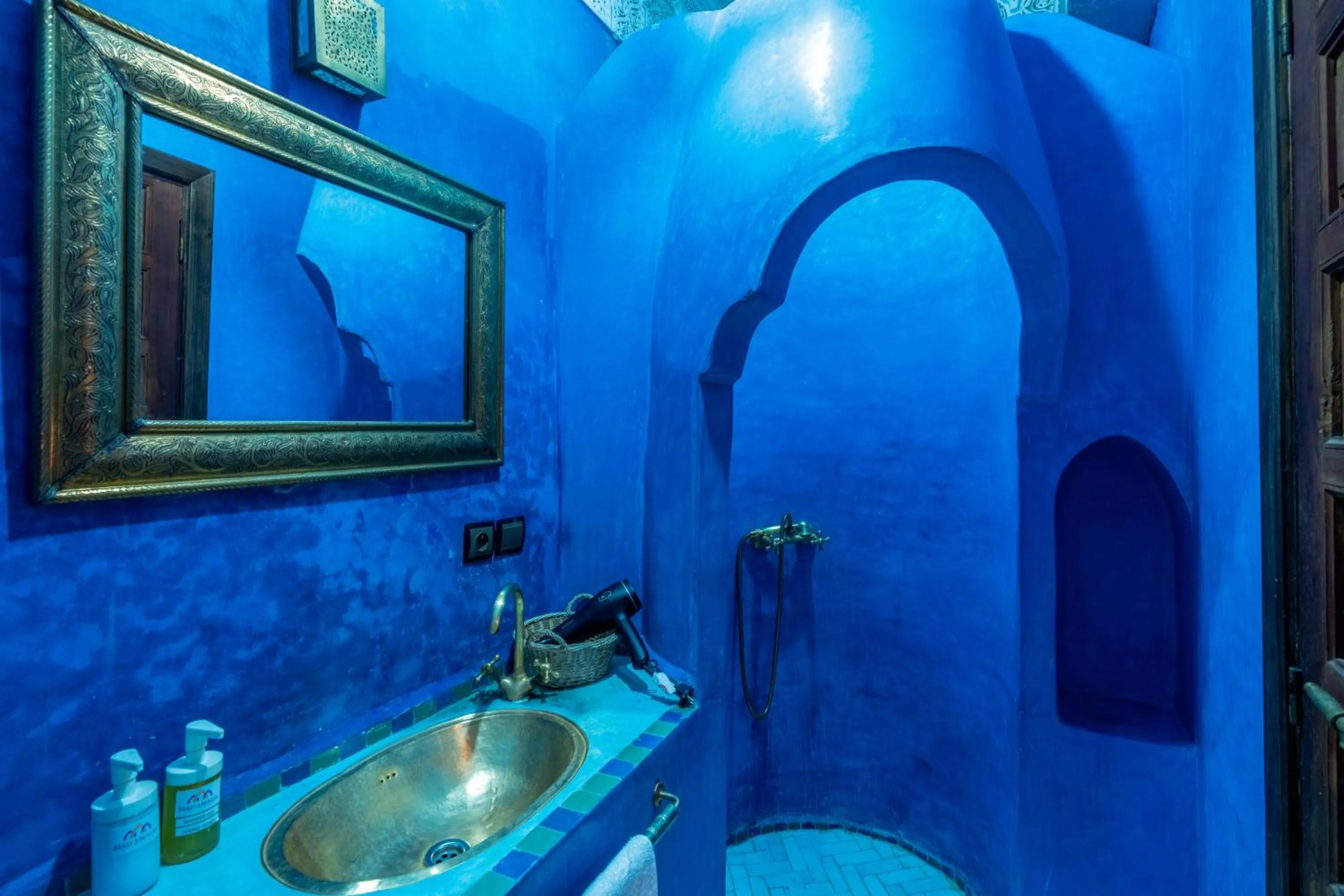 Bathroom in Riad Amalia