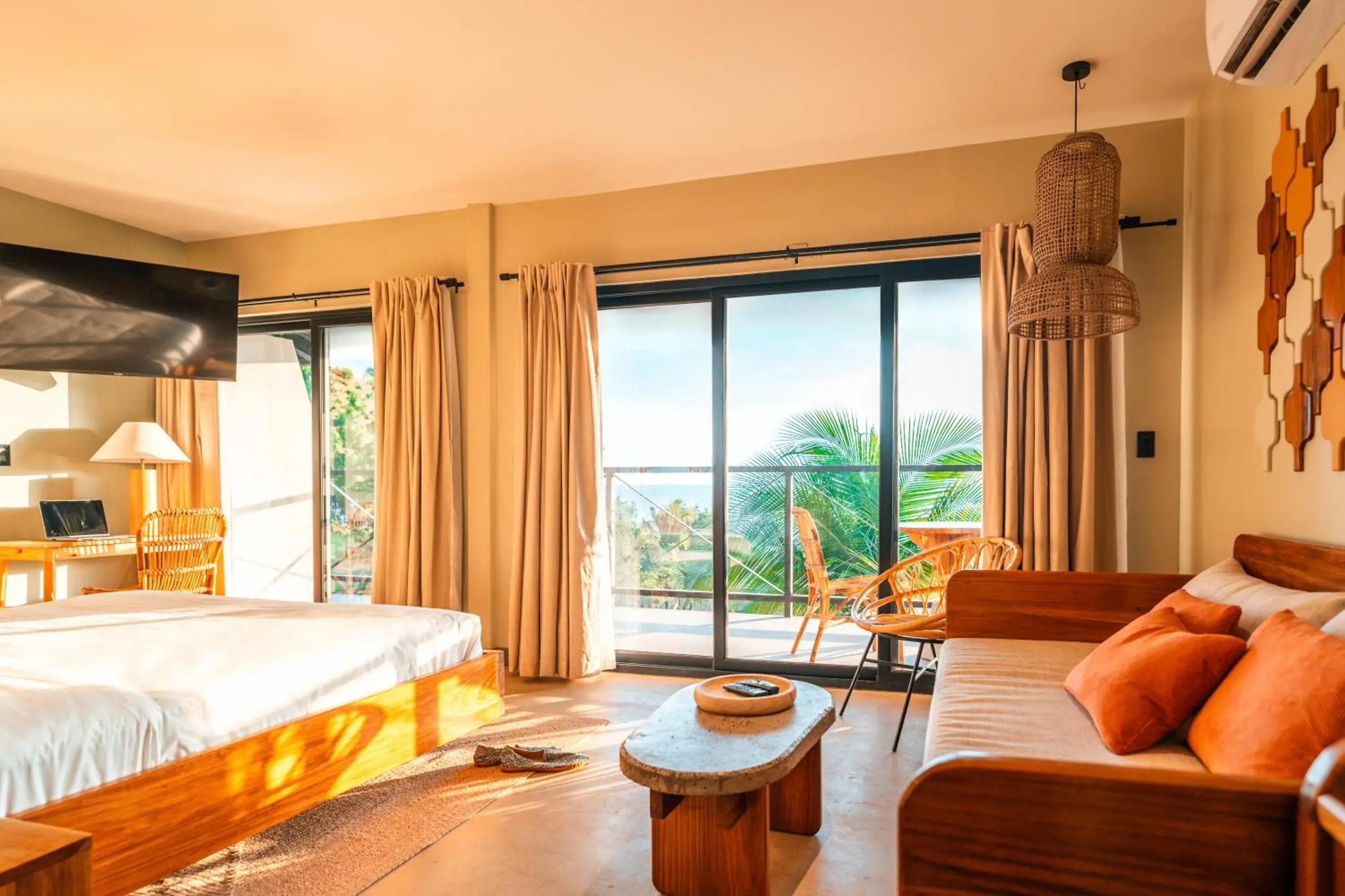 Oceanview King Suite in Bambuda Santa Catalina Oceanview King Suite in Bambuda Santa Catalina