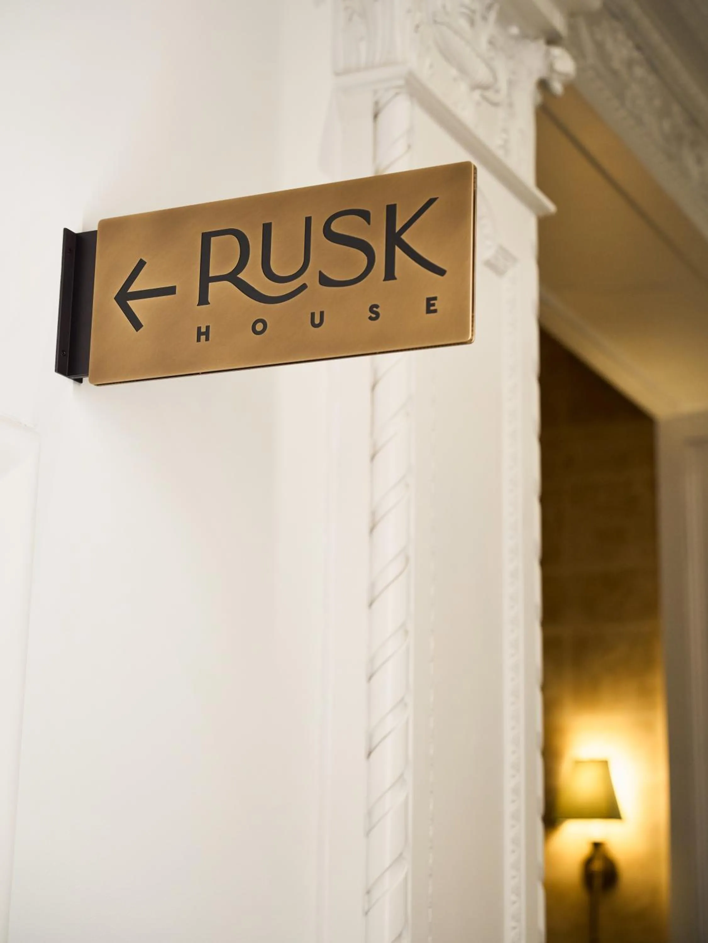 Property logo or sign in Rusk House Serviced Apartments