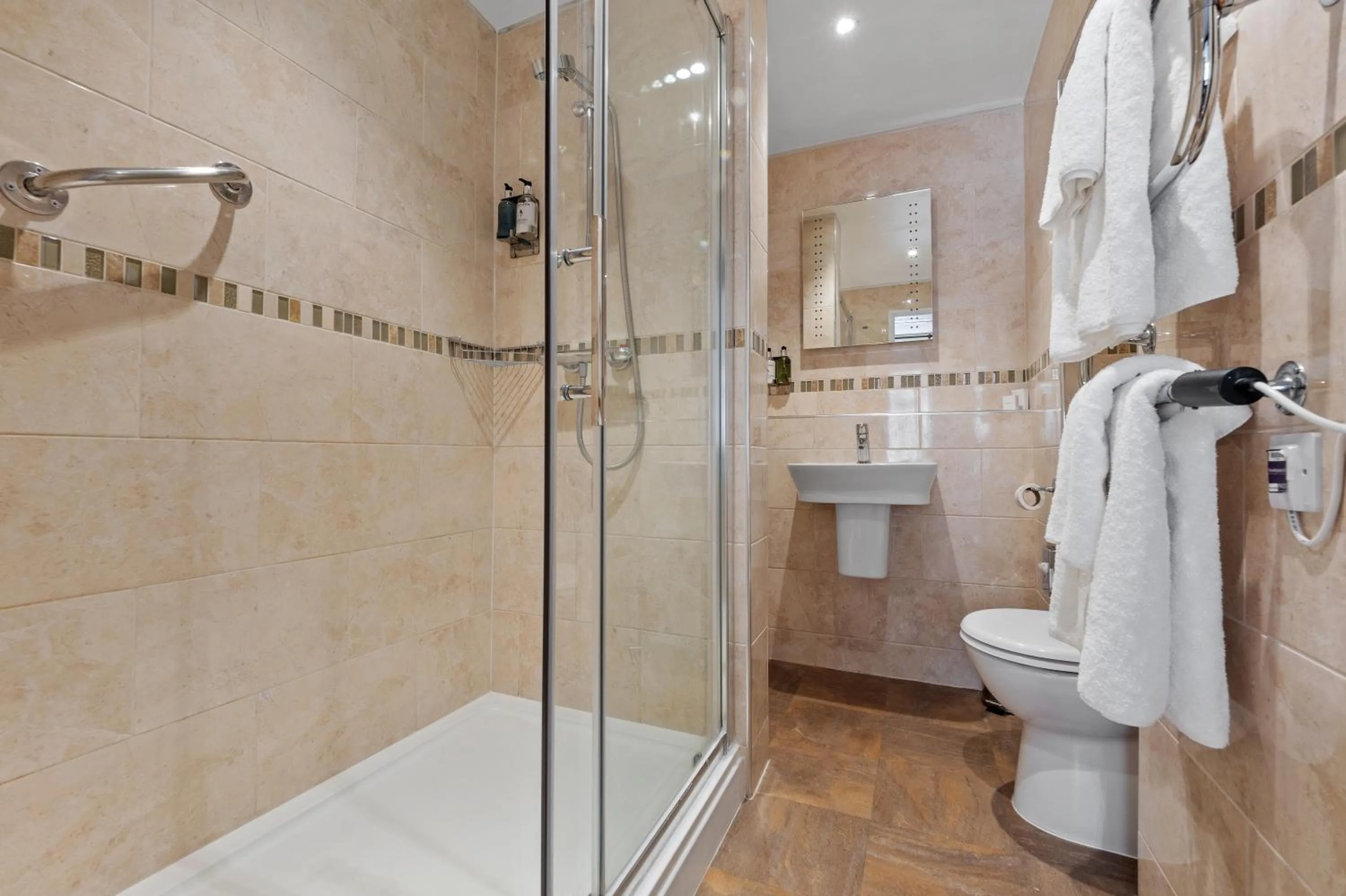 Shower in Best Western Wessex Royale Hotel Dorchester