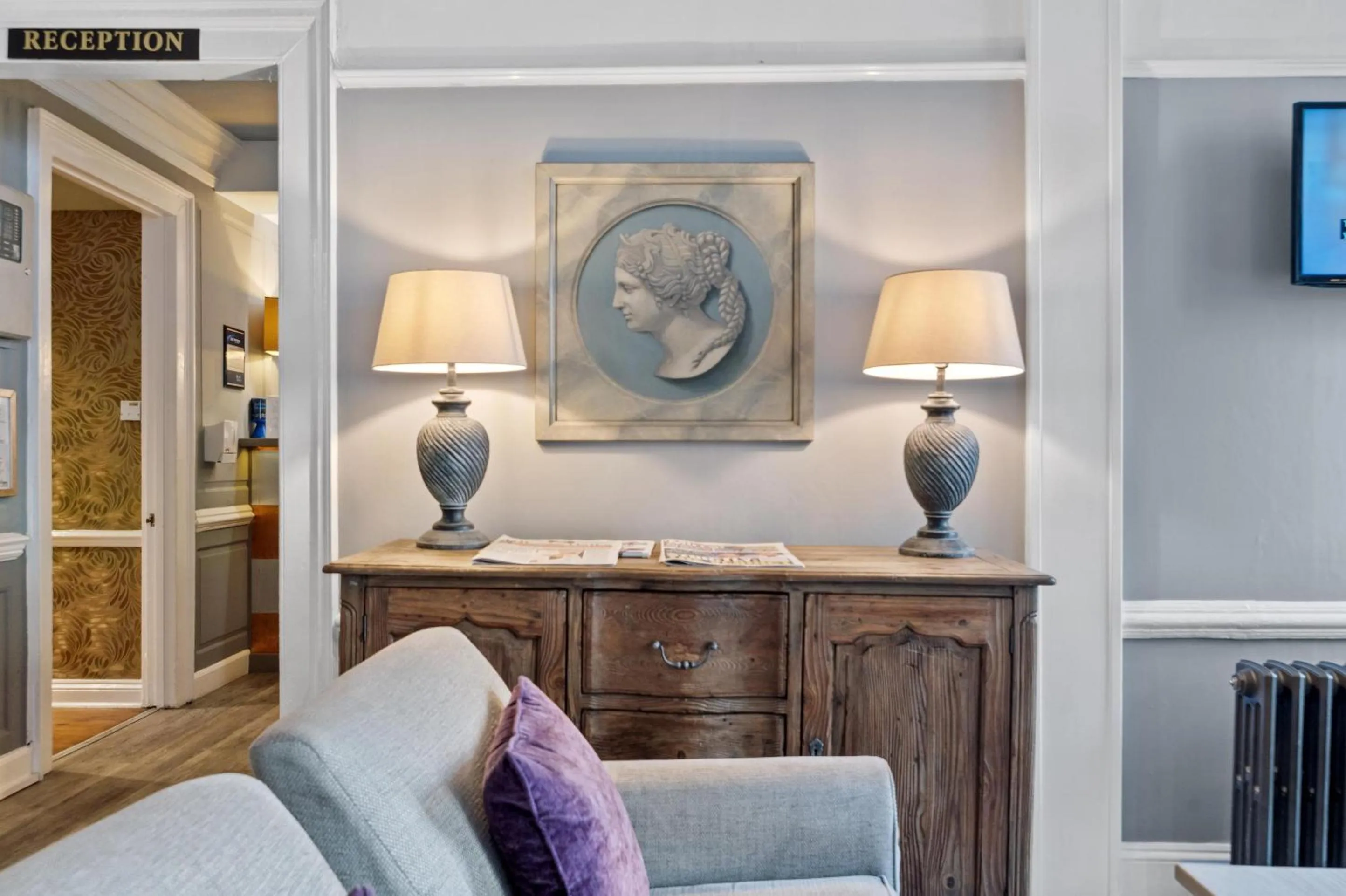 Lounge or bar in Best Western Wessex Royale Hotel Dorchester