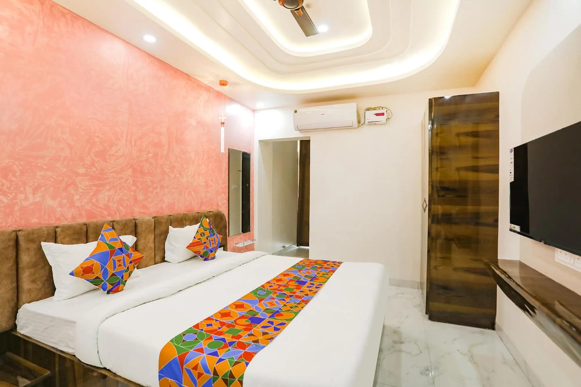 Bed in FabHotel Prime SM Resort