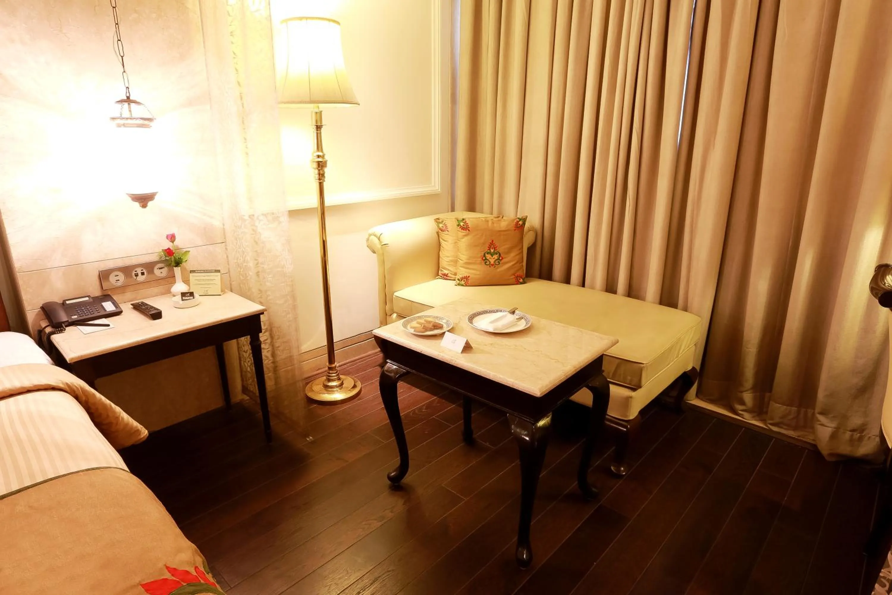 Bedroom, Bed in The Ashok, New Delhi