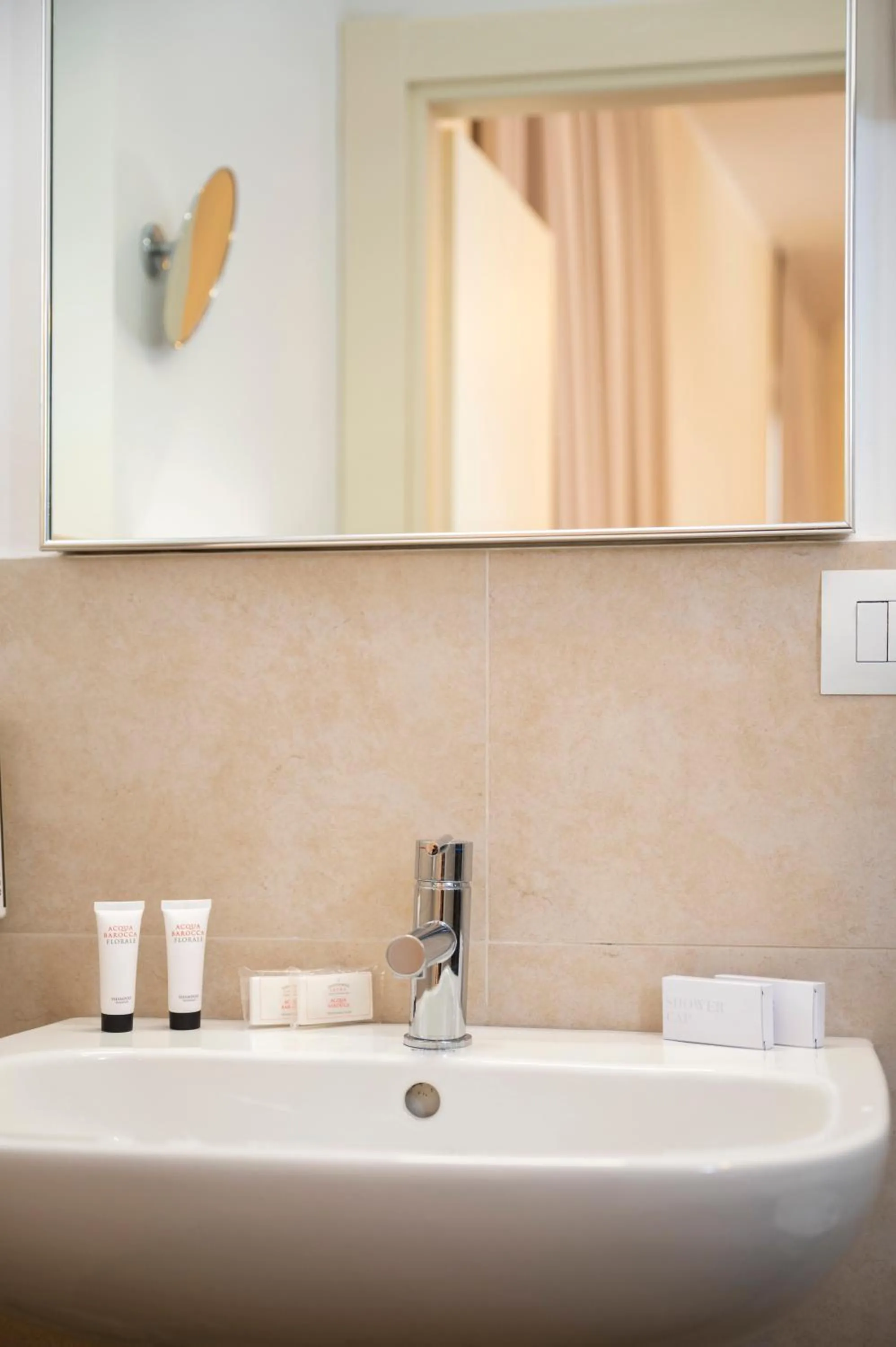 Bathroom in Hotel Villa Sirena Numana