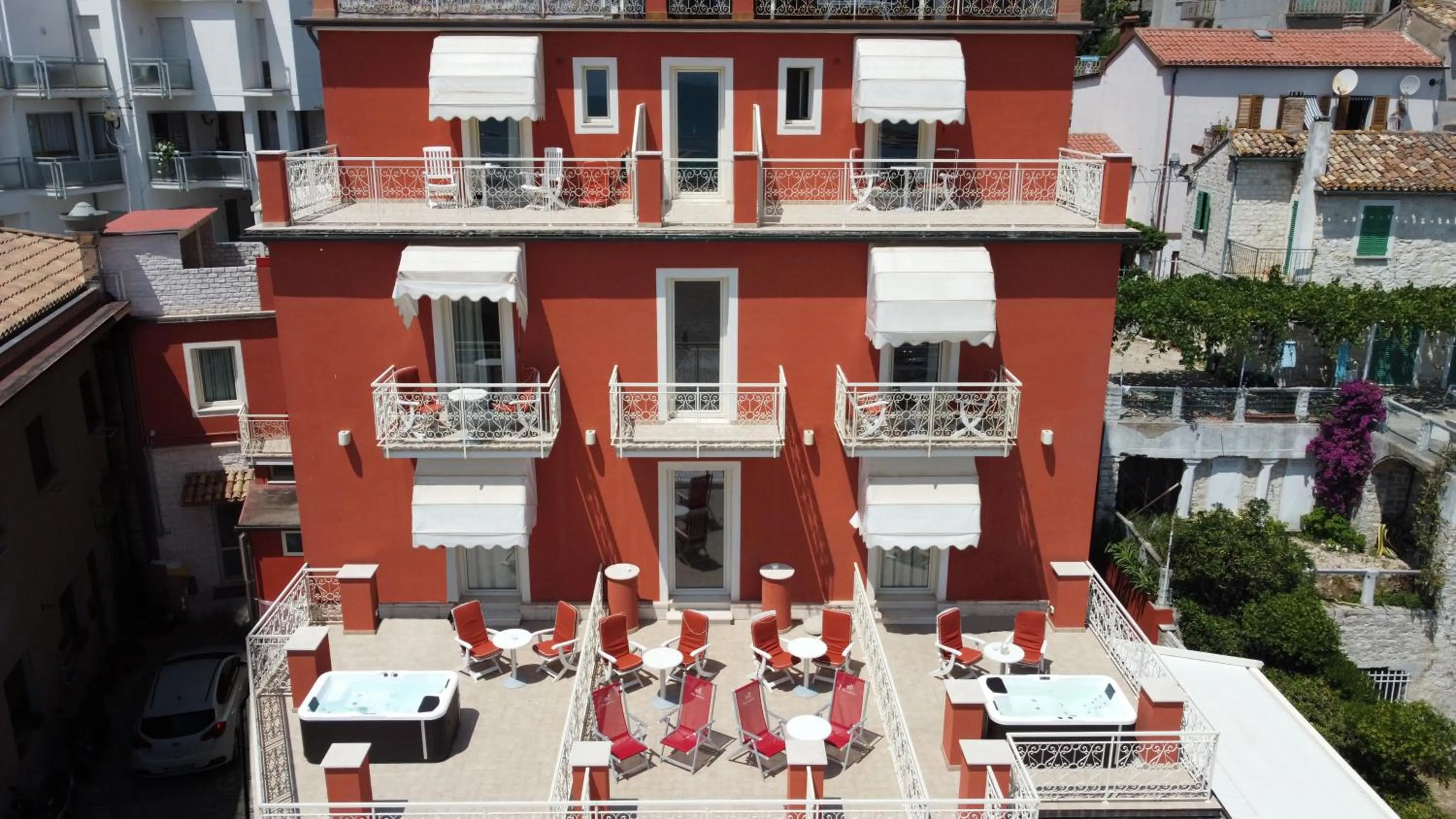 Property building in Hotel Villa Sirena Numana