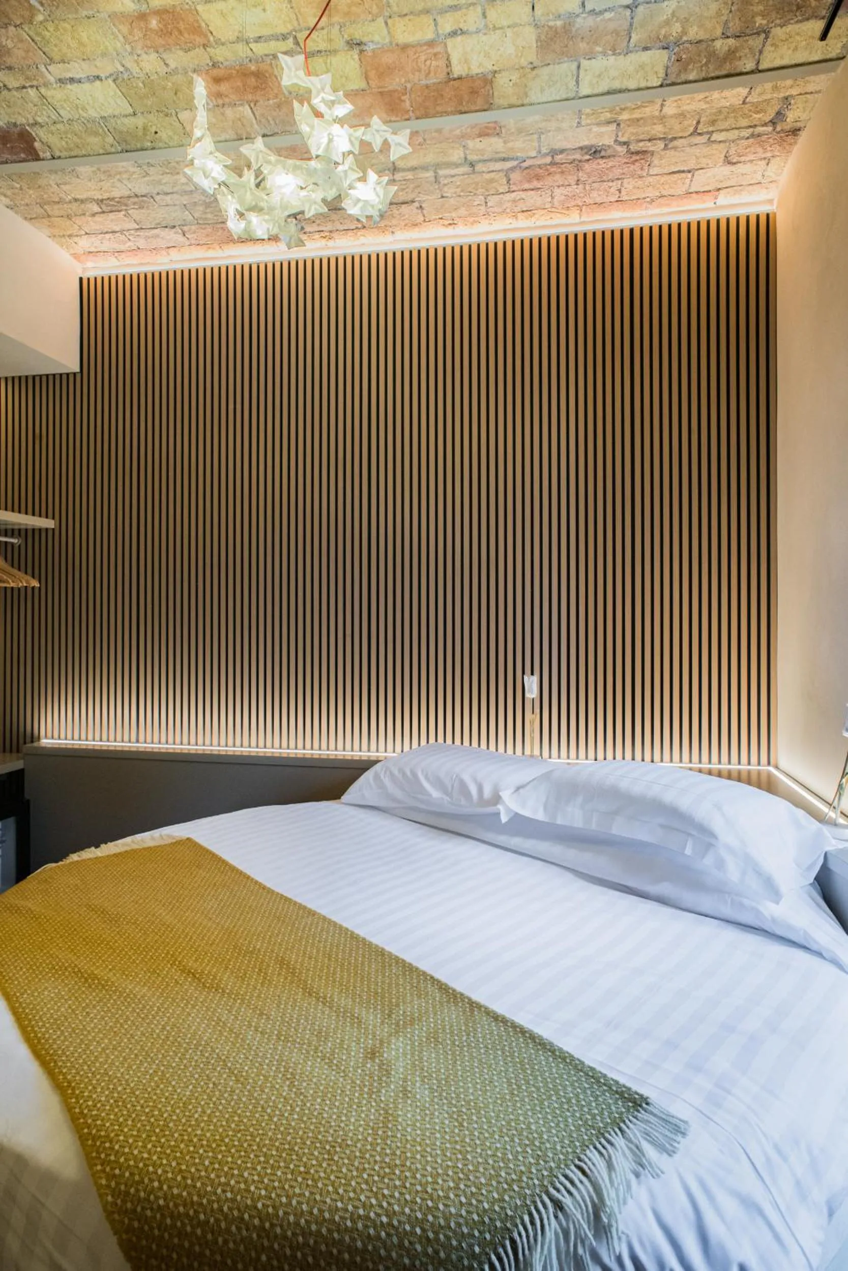 Bed in 163 BOUTIQUE HOTEL