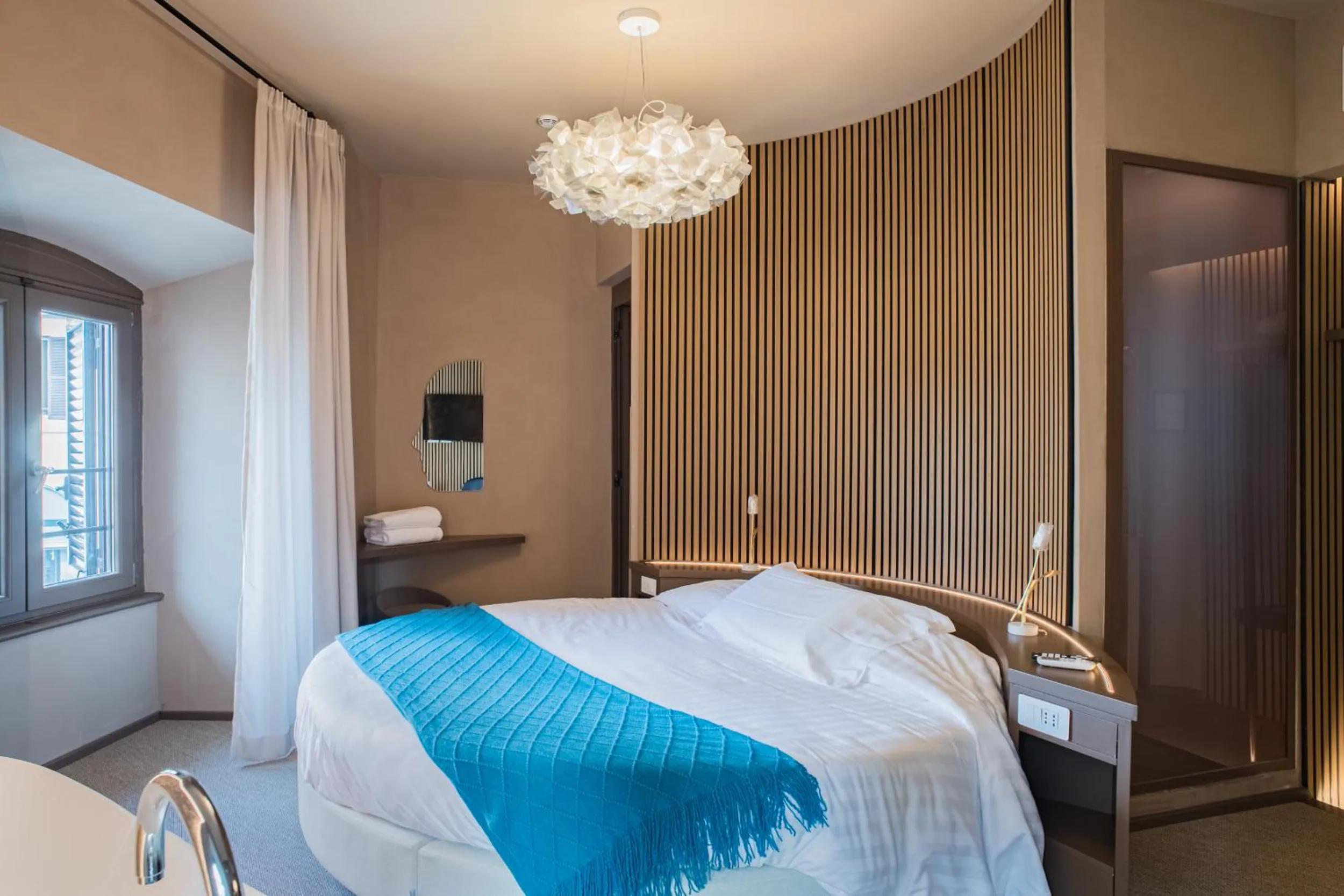 Bed in 163 BOUTIQUE HOTEL