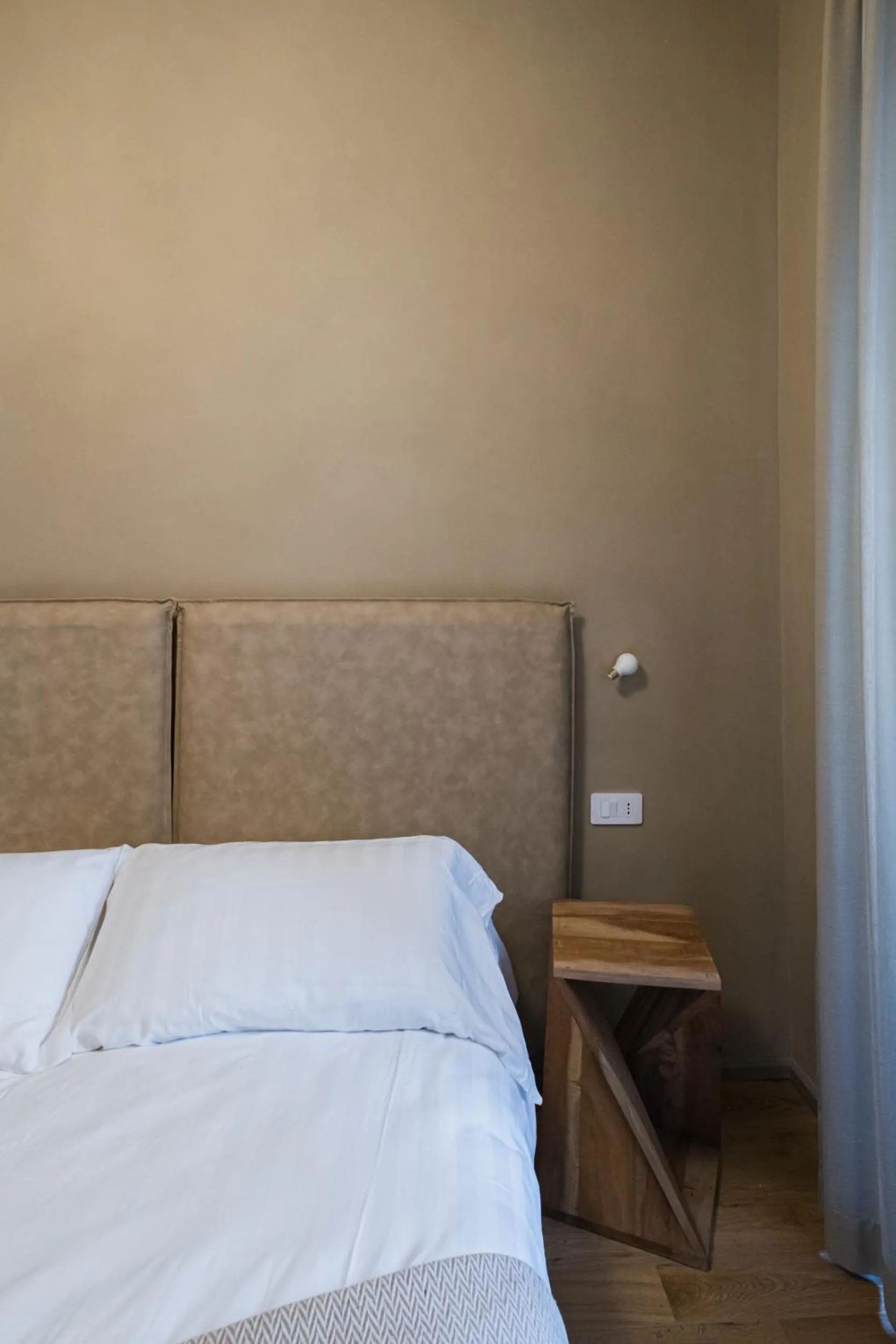 Bed in 163 BOUTIQUE HOTEL