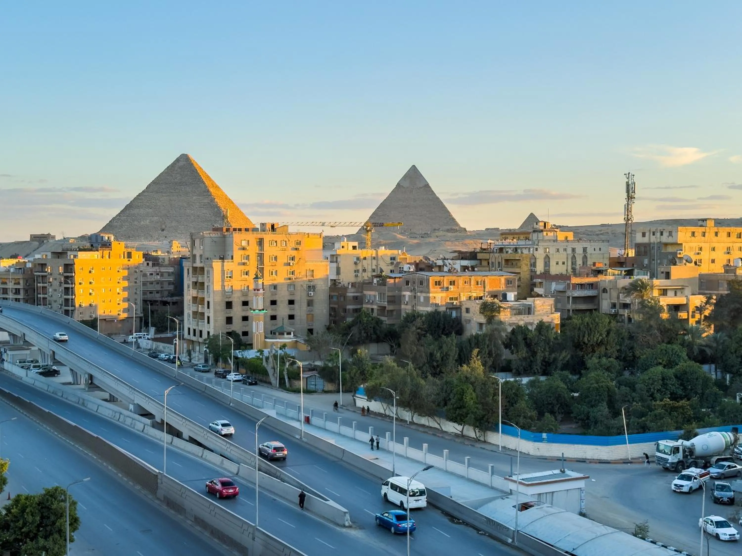 Royal Crown Hotel Giza Pyramids View