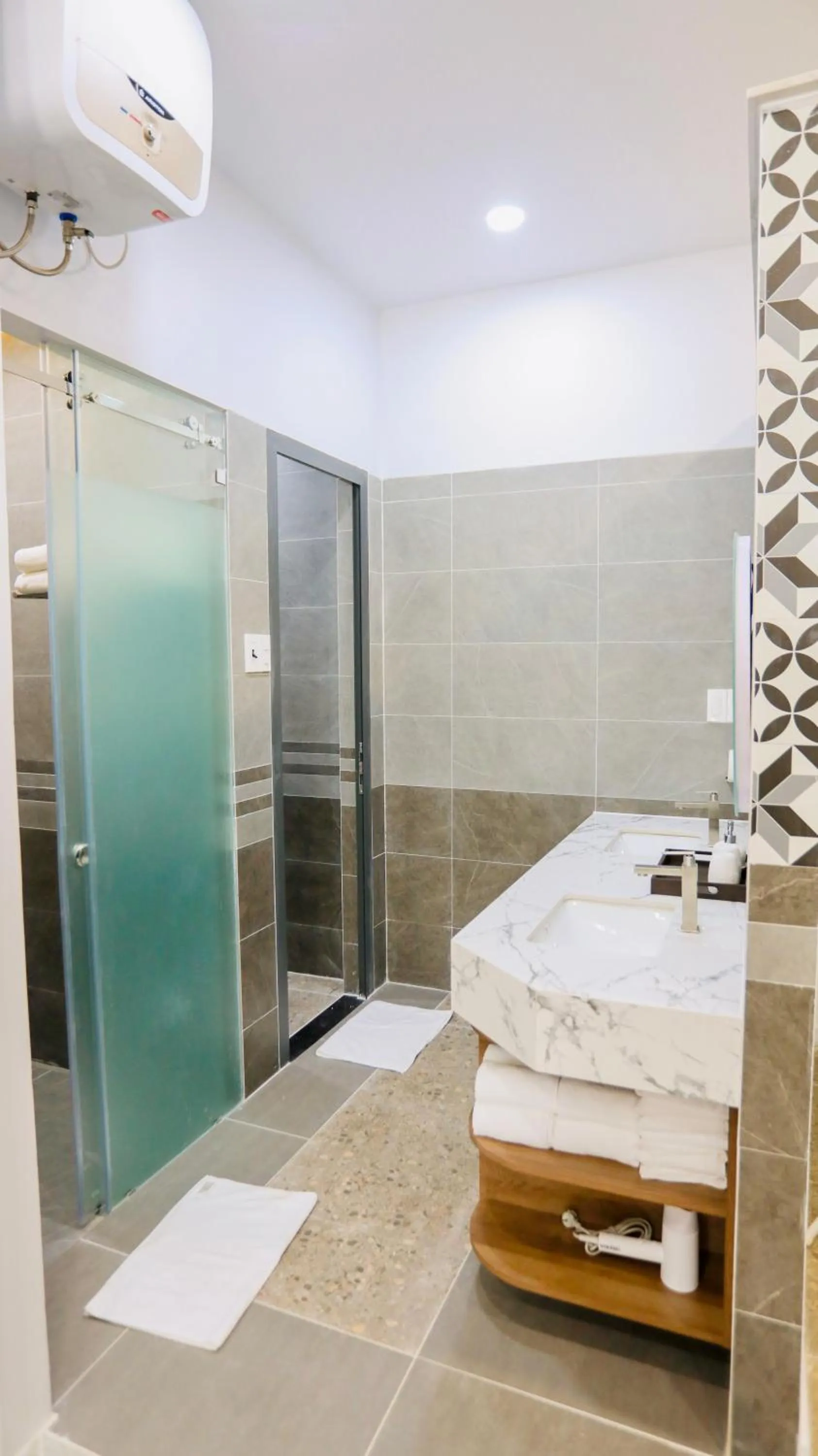 Bathroom in Kiwi's Homestay & Cafe