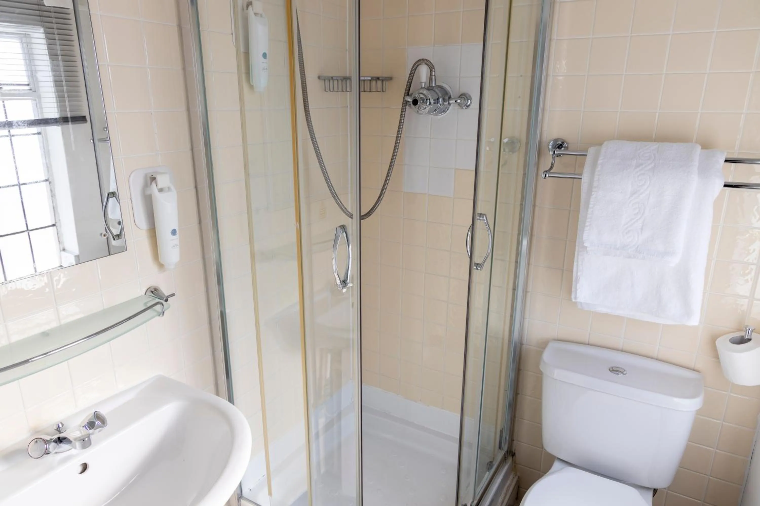 Cromwell Lodge Hotel by Greene King Inns