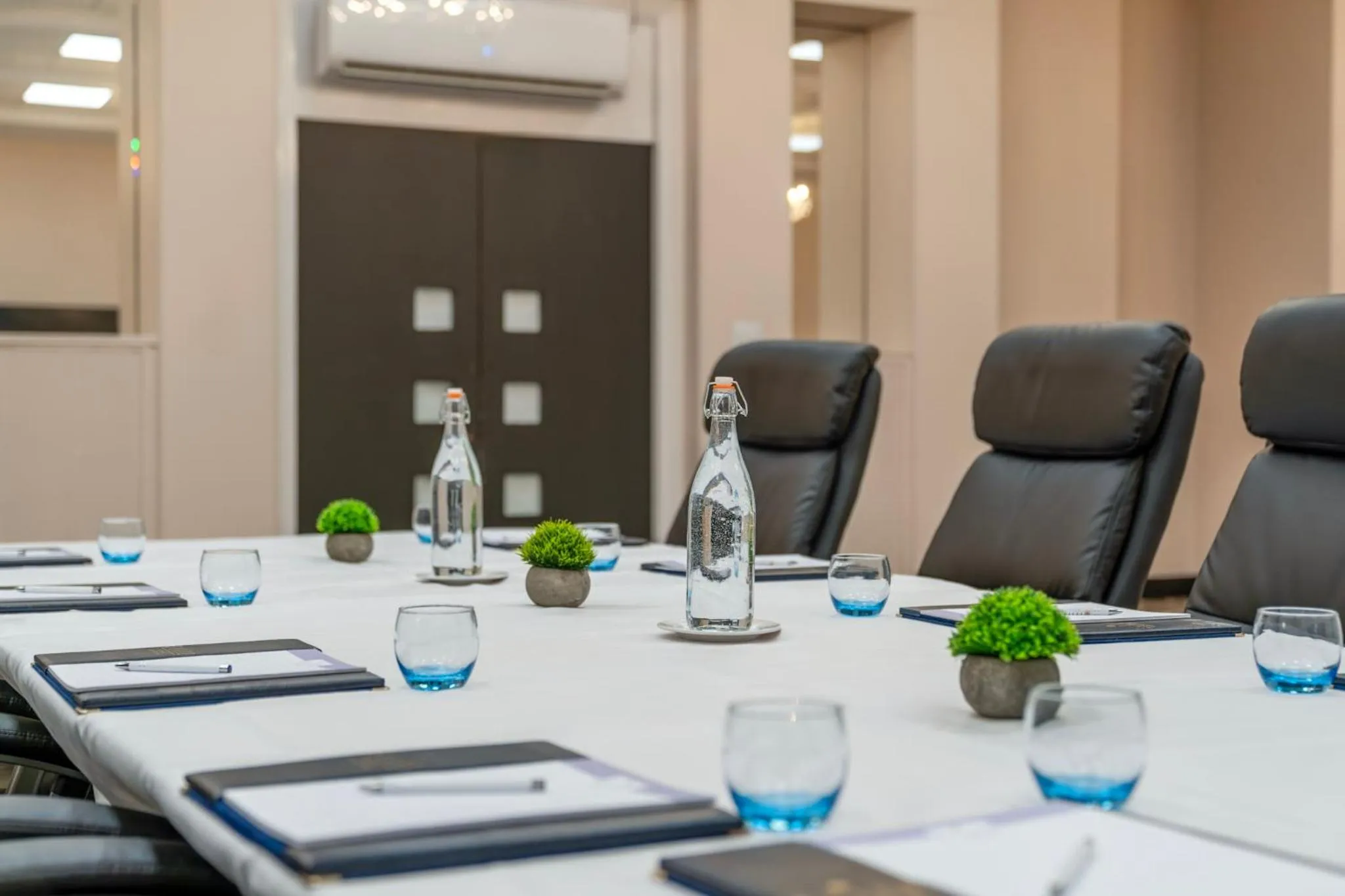 Meeting/conference room in Daresbury Park Hotel