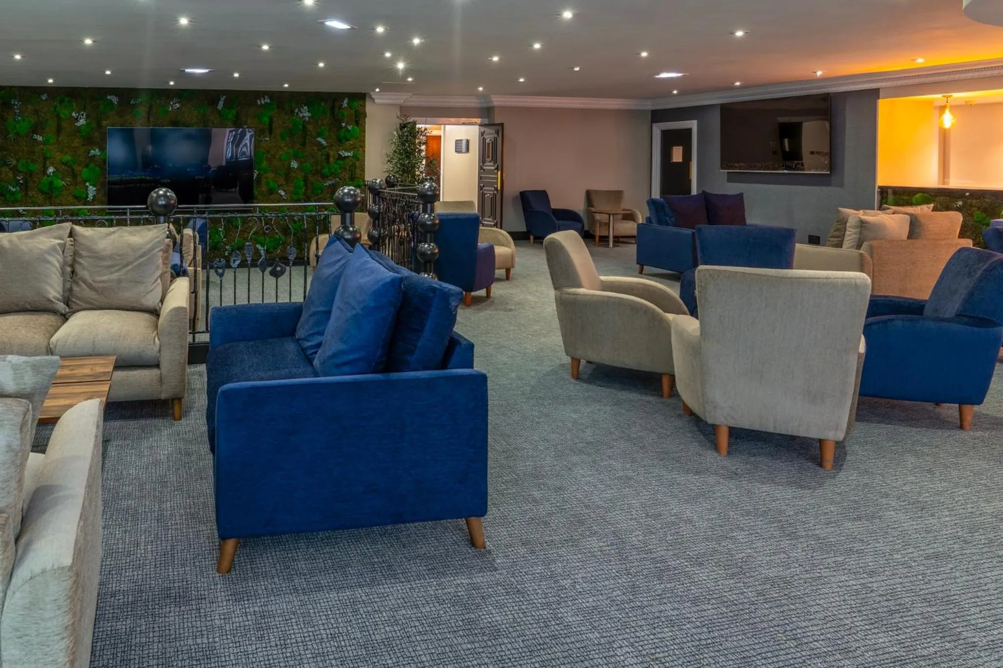 Lounge or bar in Daresbury Park Hotel