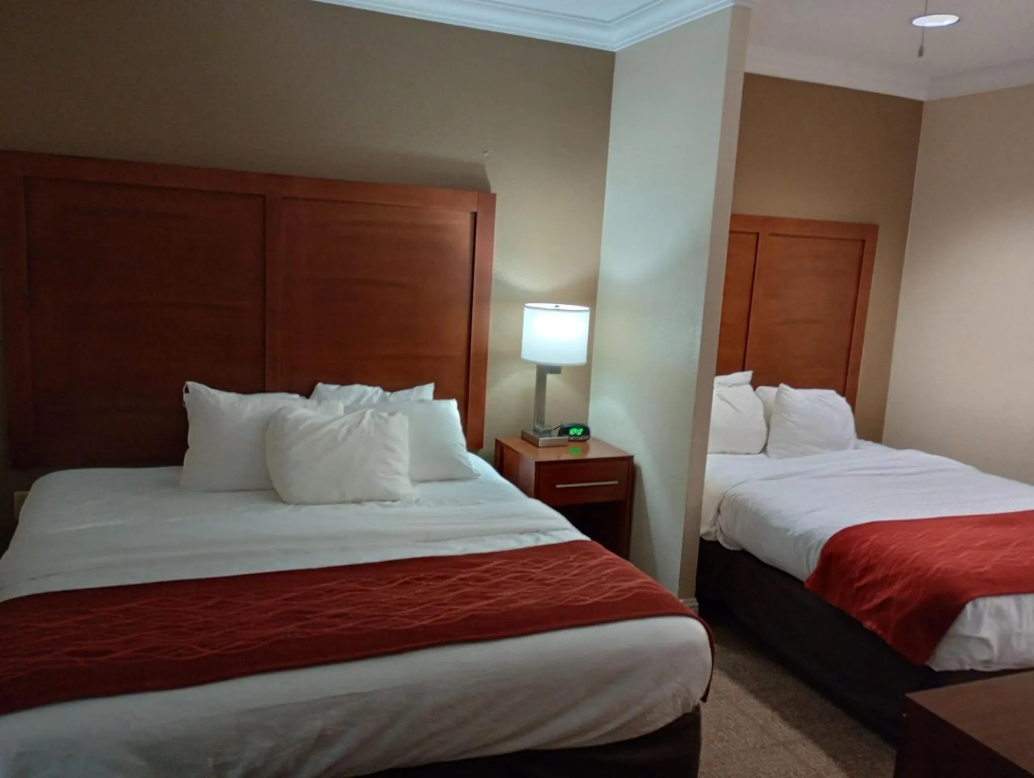 Bed in SAMIR Stay at NW Expressway