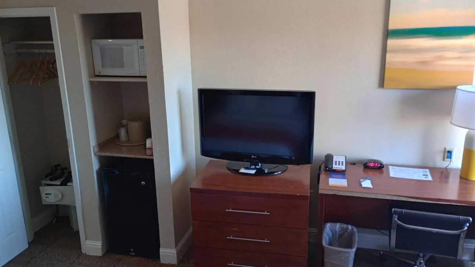 SAMIR Stay at NW Expressway