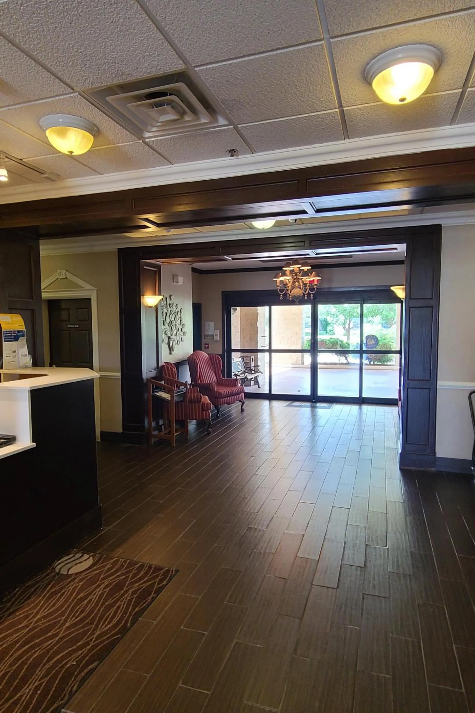 Seating area in SAMIR Stay at NW Expressway