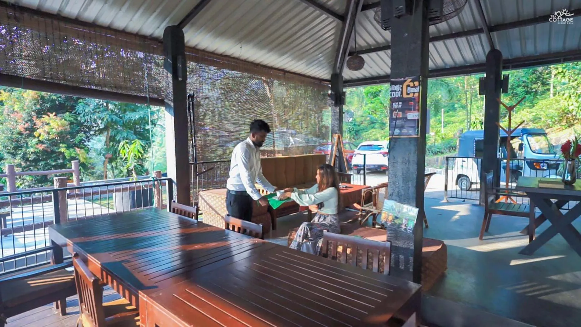 Restaurant/places to eat in Tea Cottage Resort & Spa