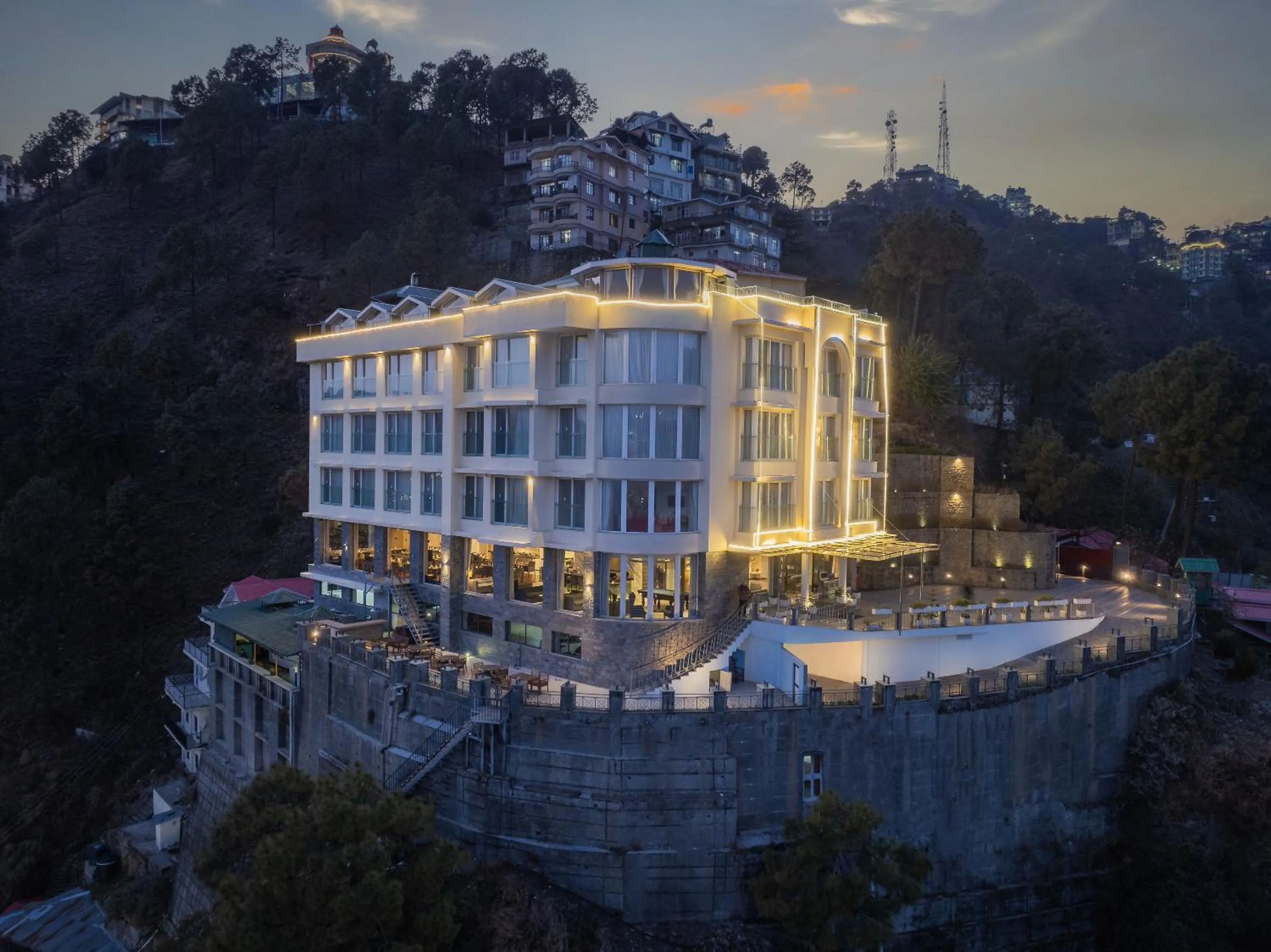 Property building in Echor Shimla Hotel - The Zion