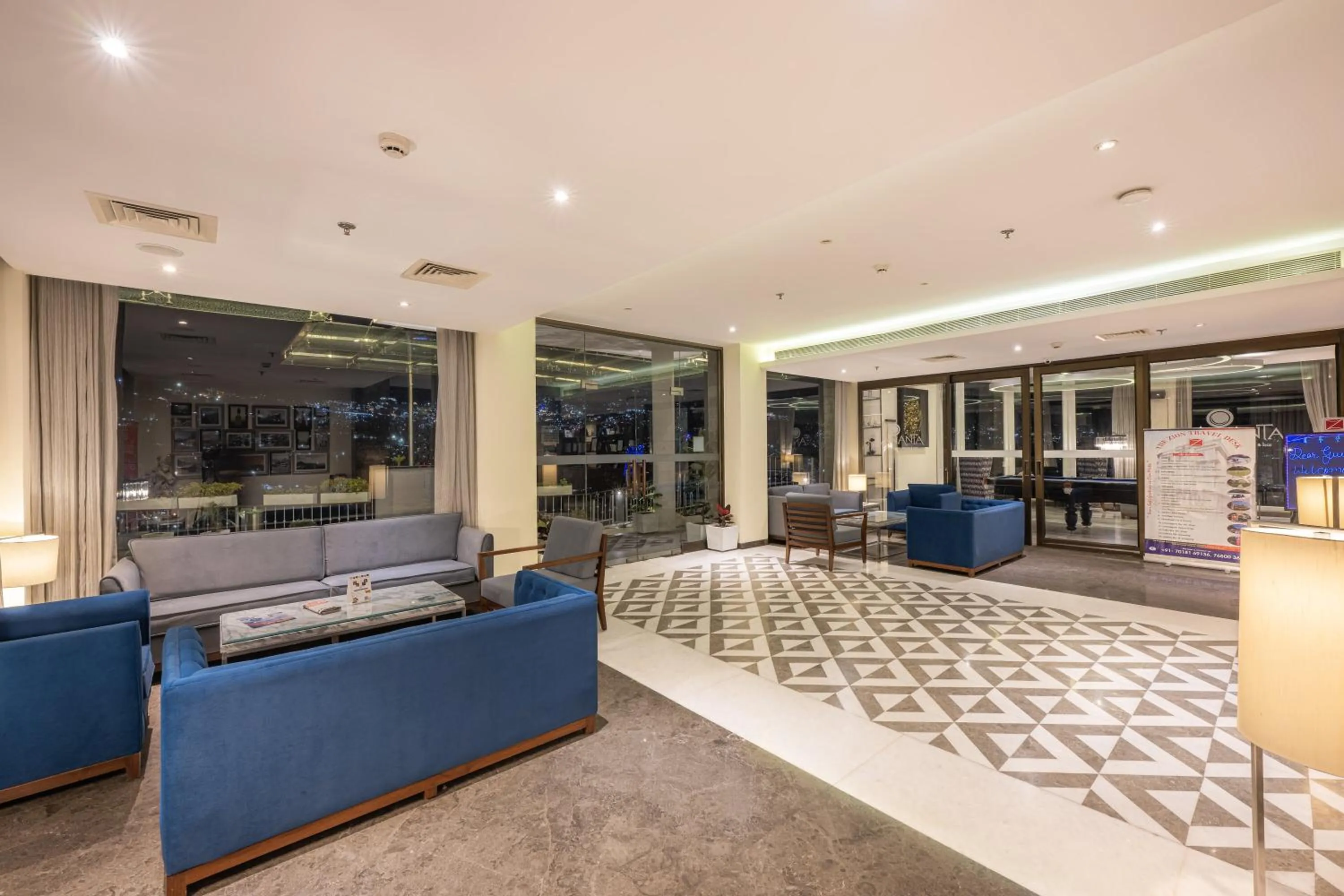 Lobby or reception in Echor Shimla Hotel - The Zion