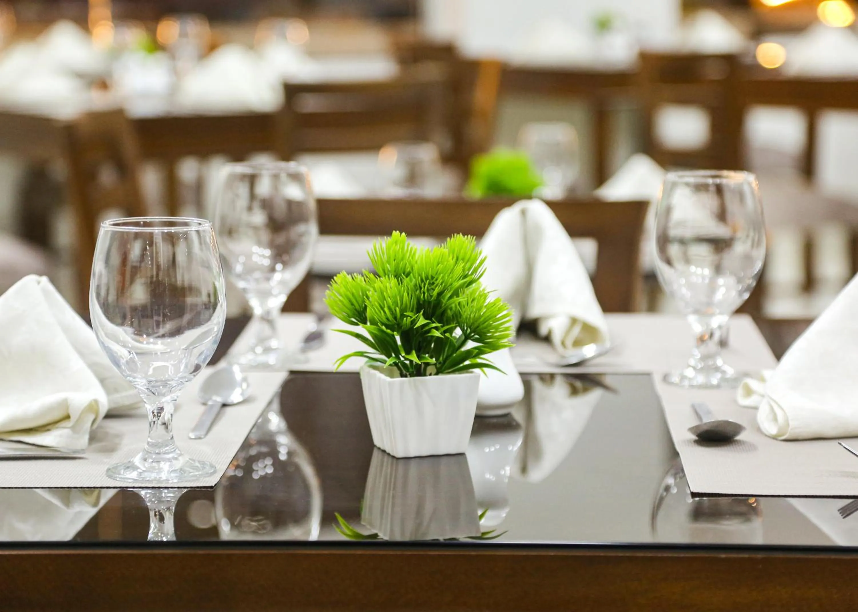 Restaurant/places to eat in Seraj Amman Hotel