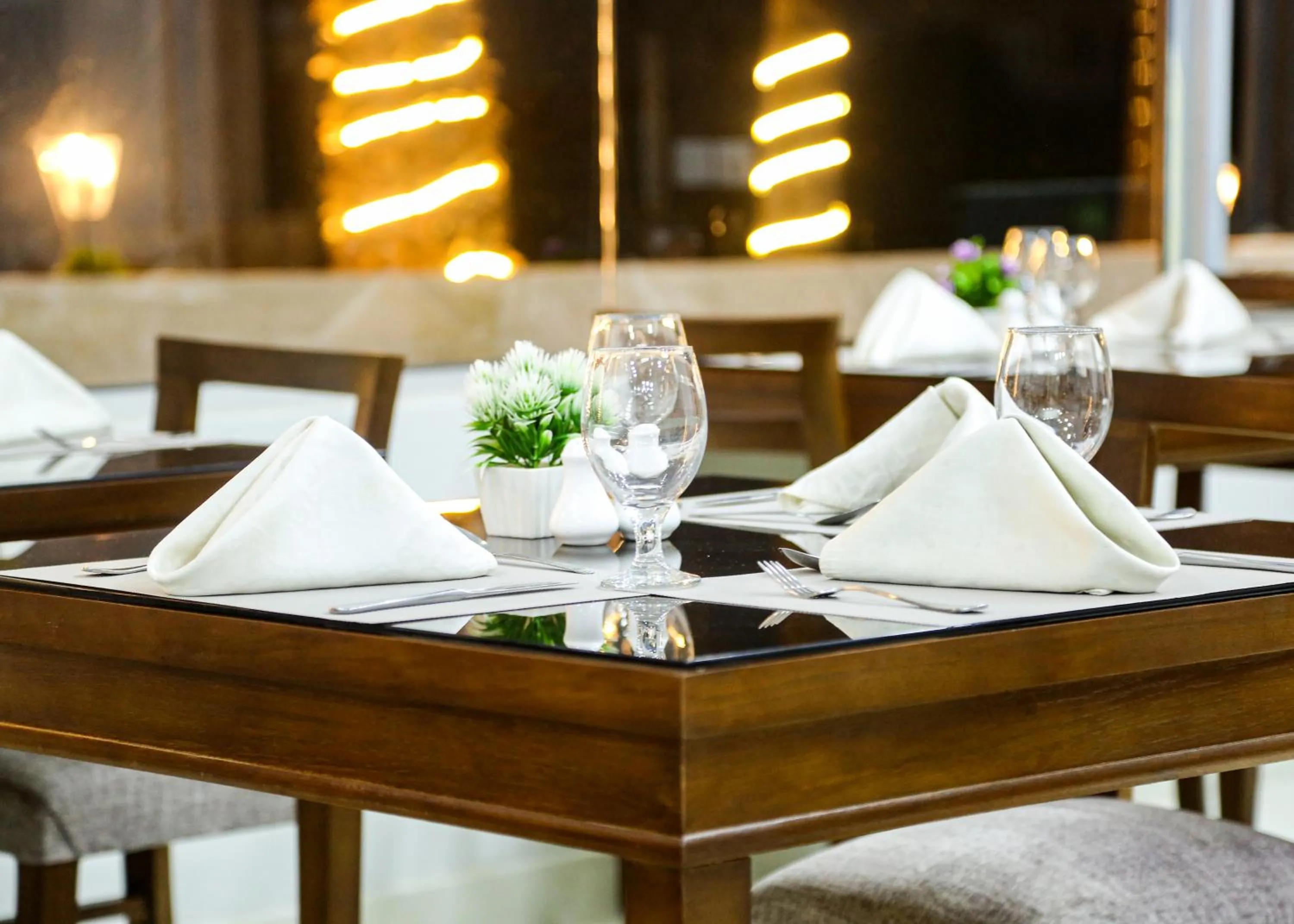 Restaurant/places to eat in Seraj Amman Hotel