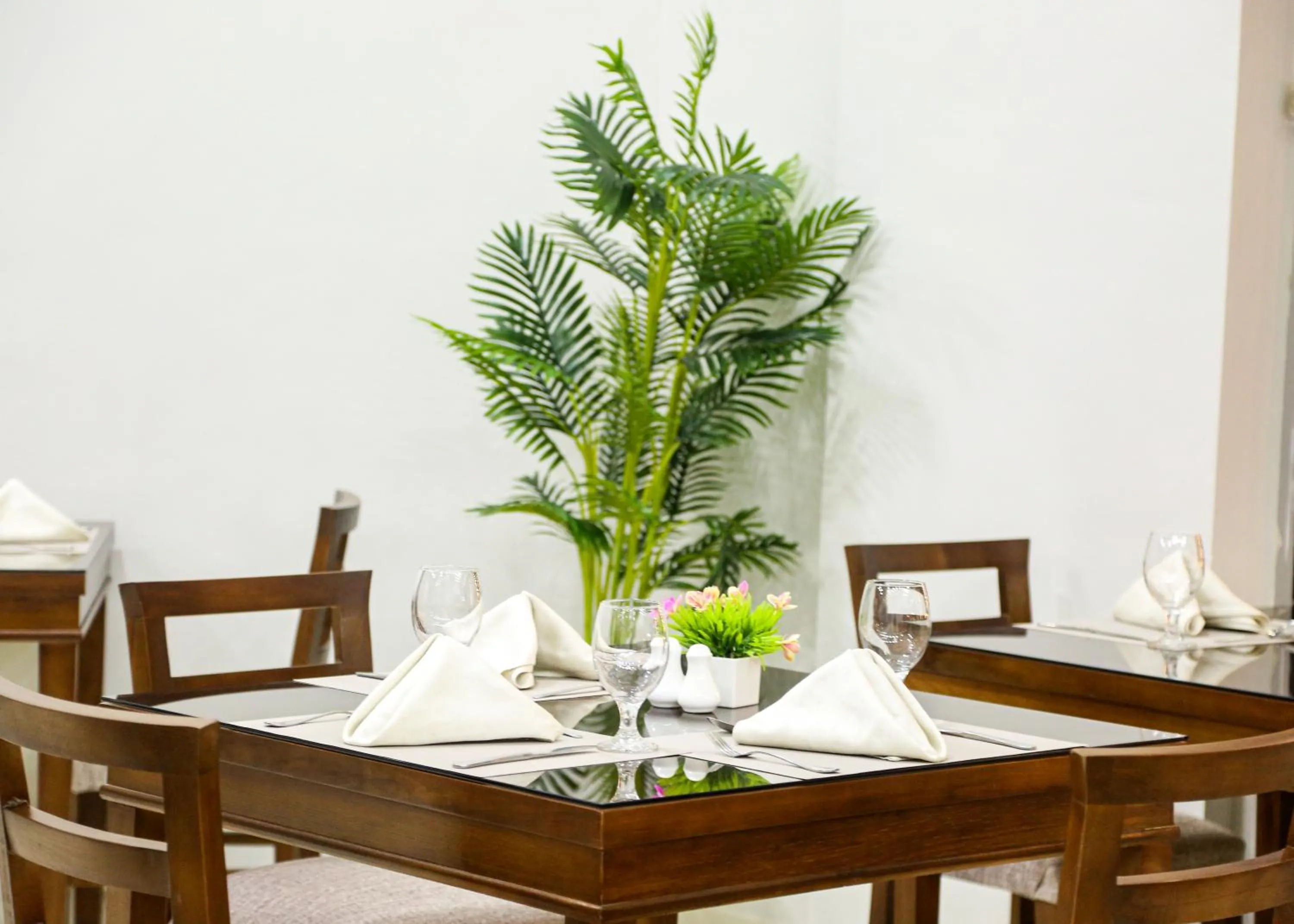 Restaurant/places to eat in Seraj Amman Hotel