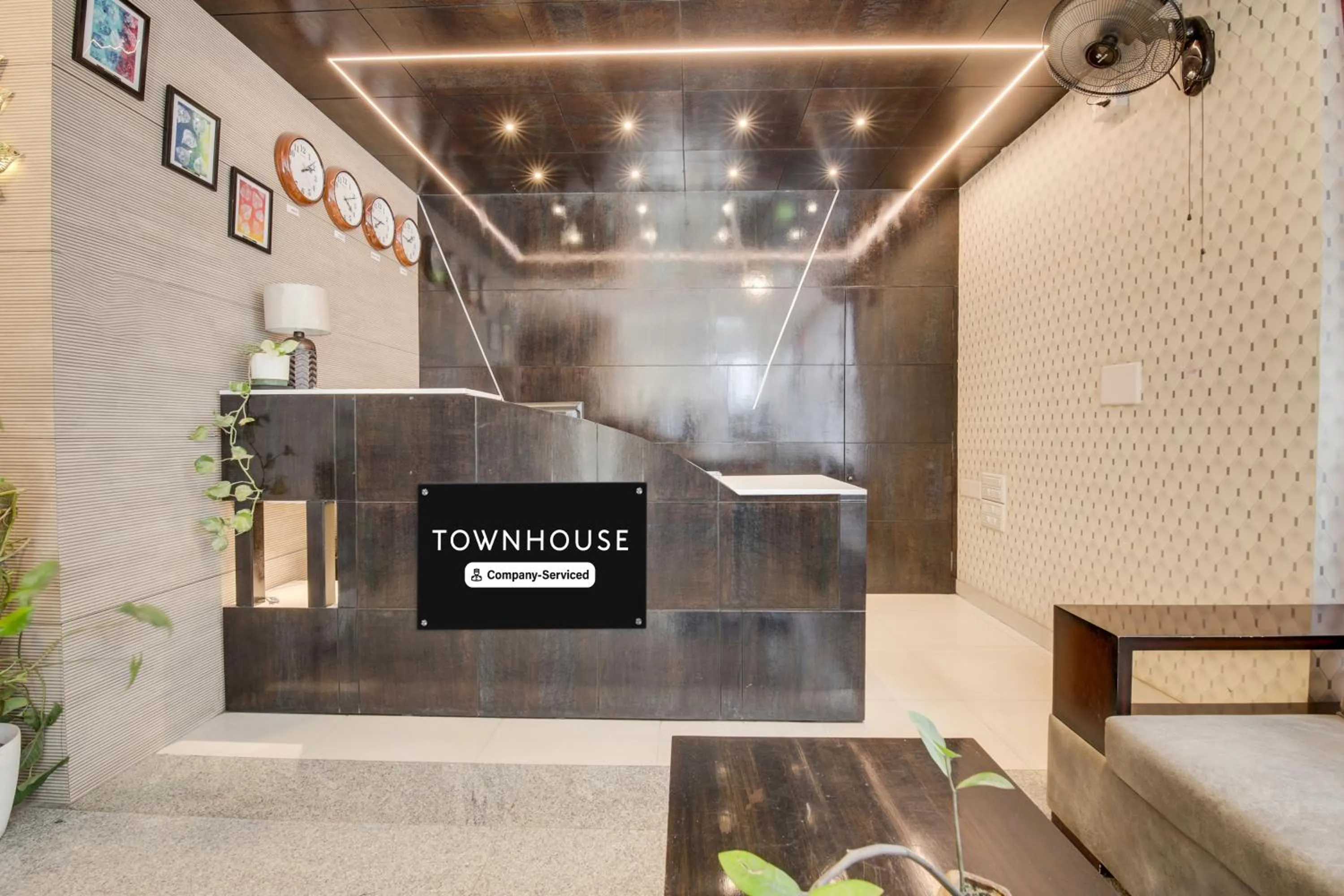 Lobby or reception in Townhouse HBR Layout