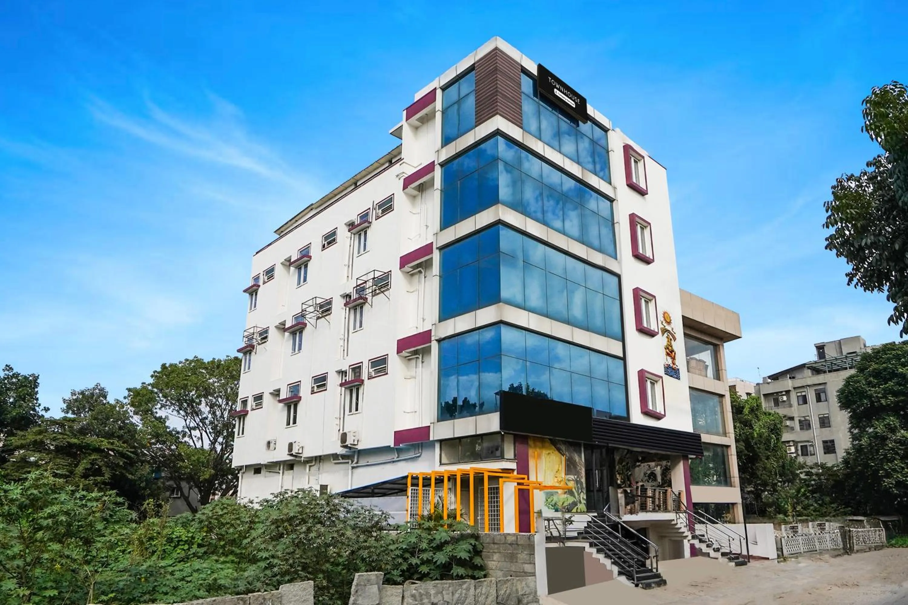 Facade/entrance in Townhouse HBR Layout