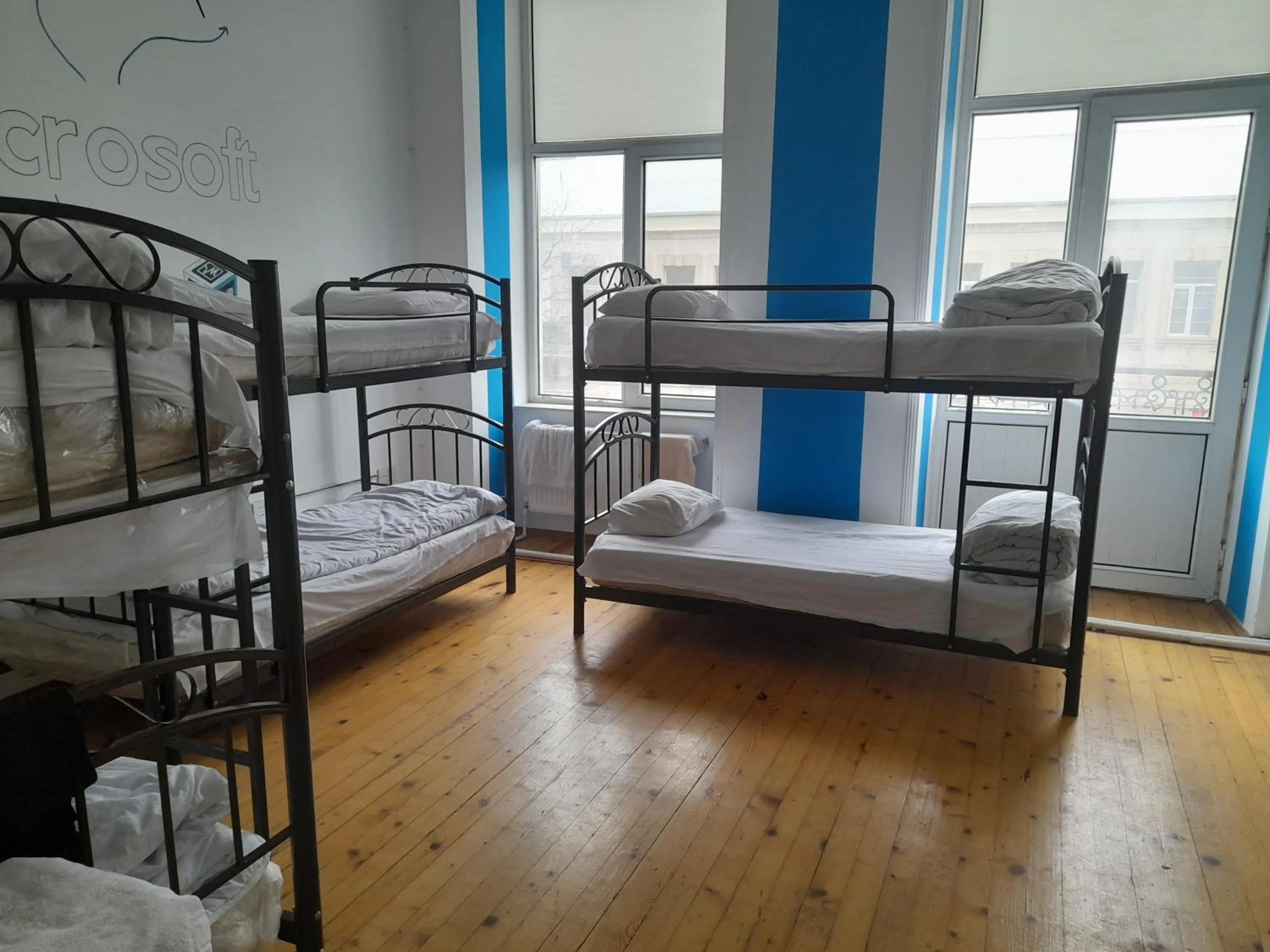 Photo of the whole room, Bed in White City Hostel