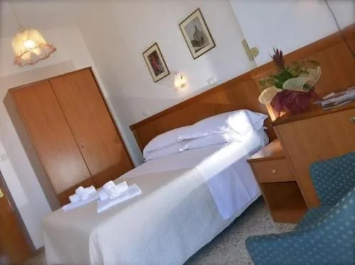 Bed in Diplomat Marine