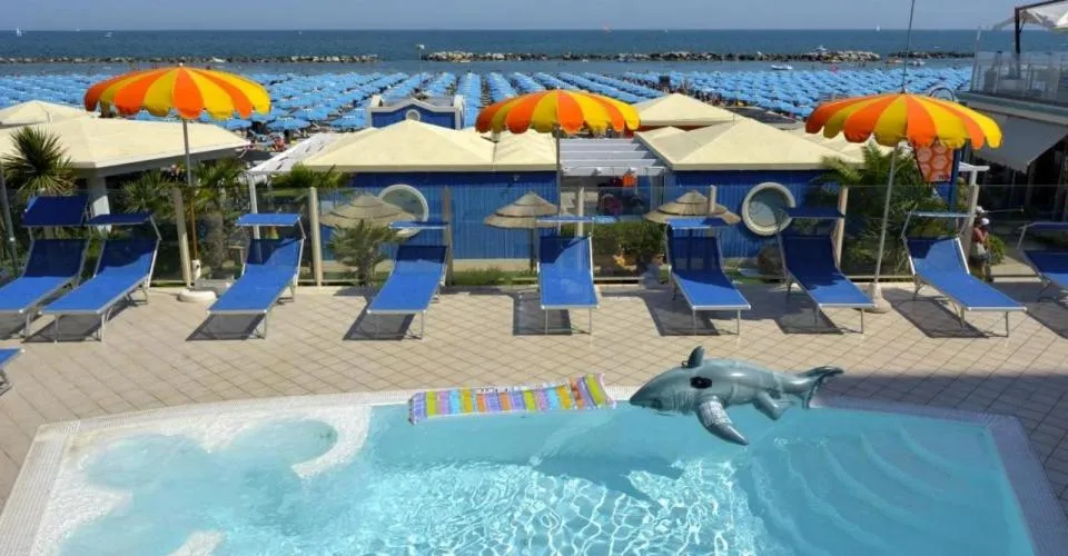 Pool view in Diplomat Marine