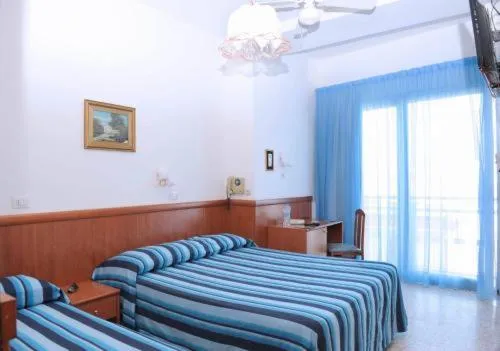 Bed in Diplomat Marine