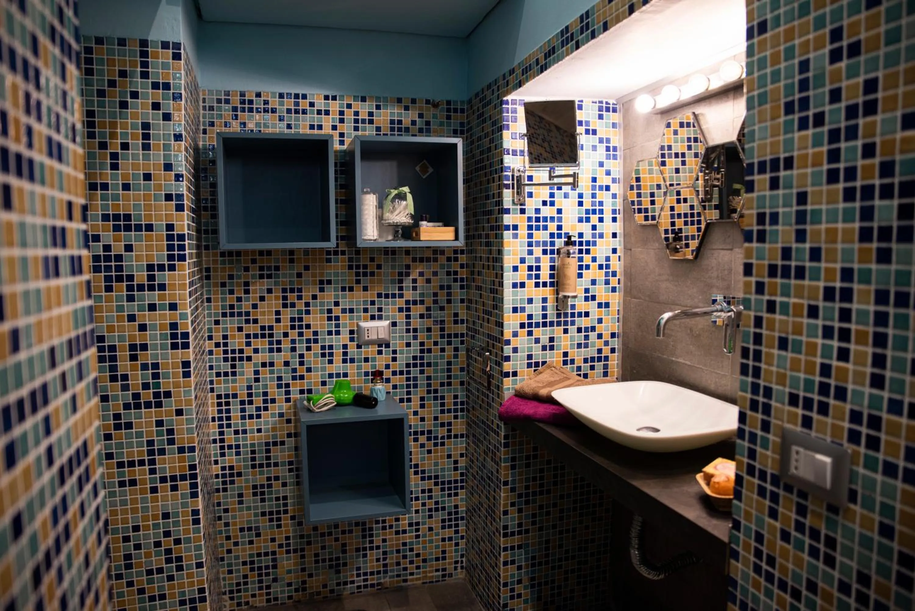 Bathroom in Home & more Brigida