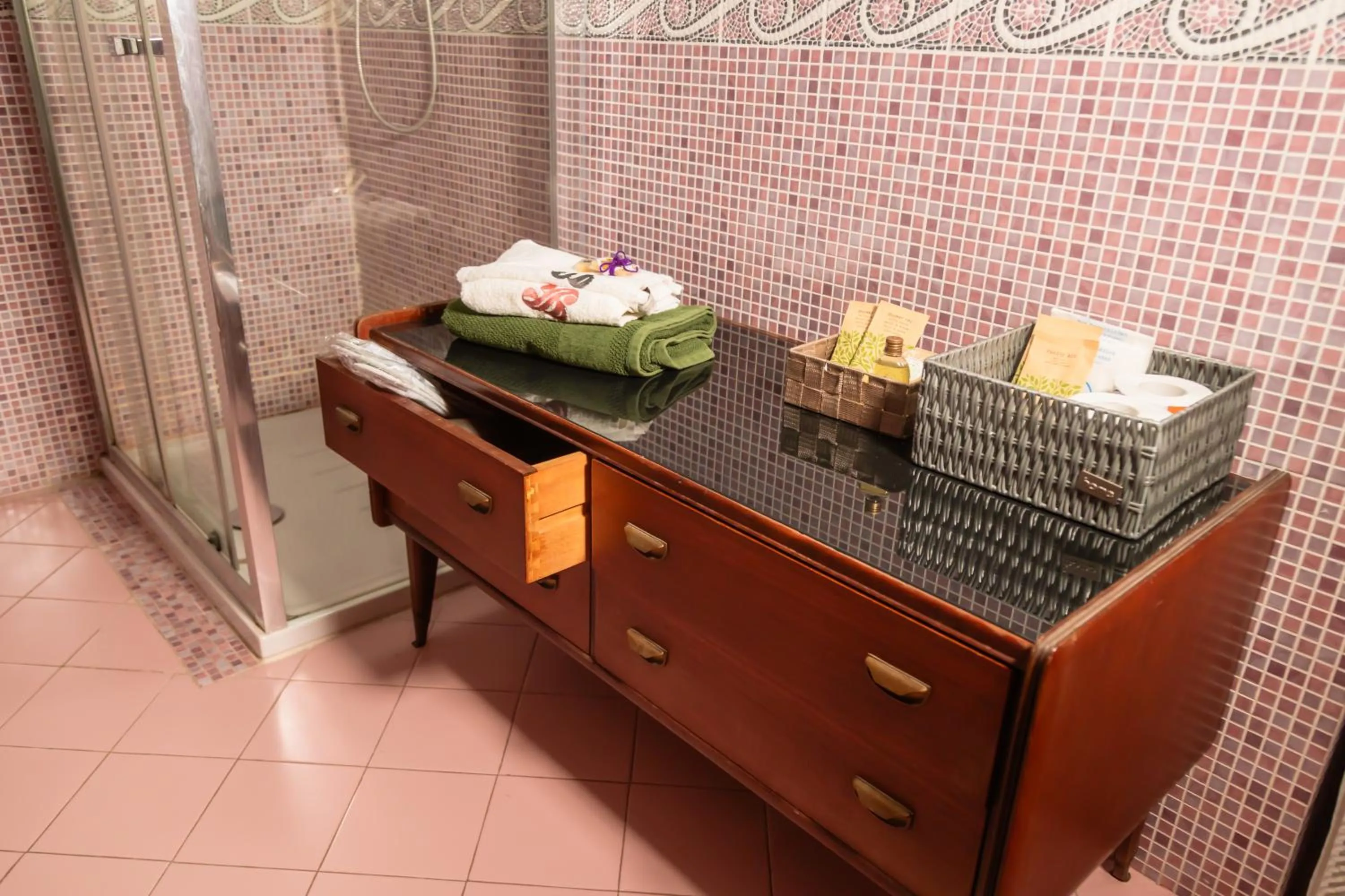 Bathroom in Home & more Brigida