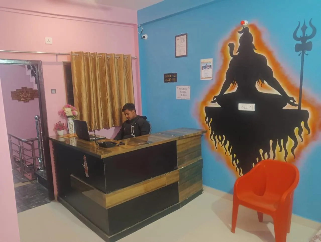 Lobby or reception in Shiv Niketan Guest House 200mtr from Shri Ram mandir