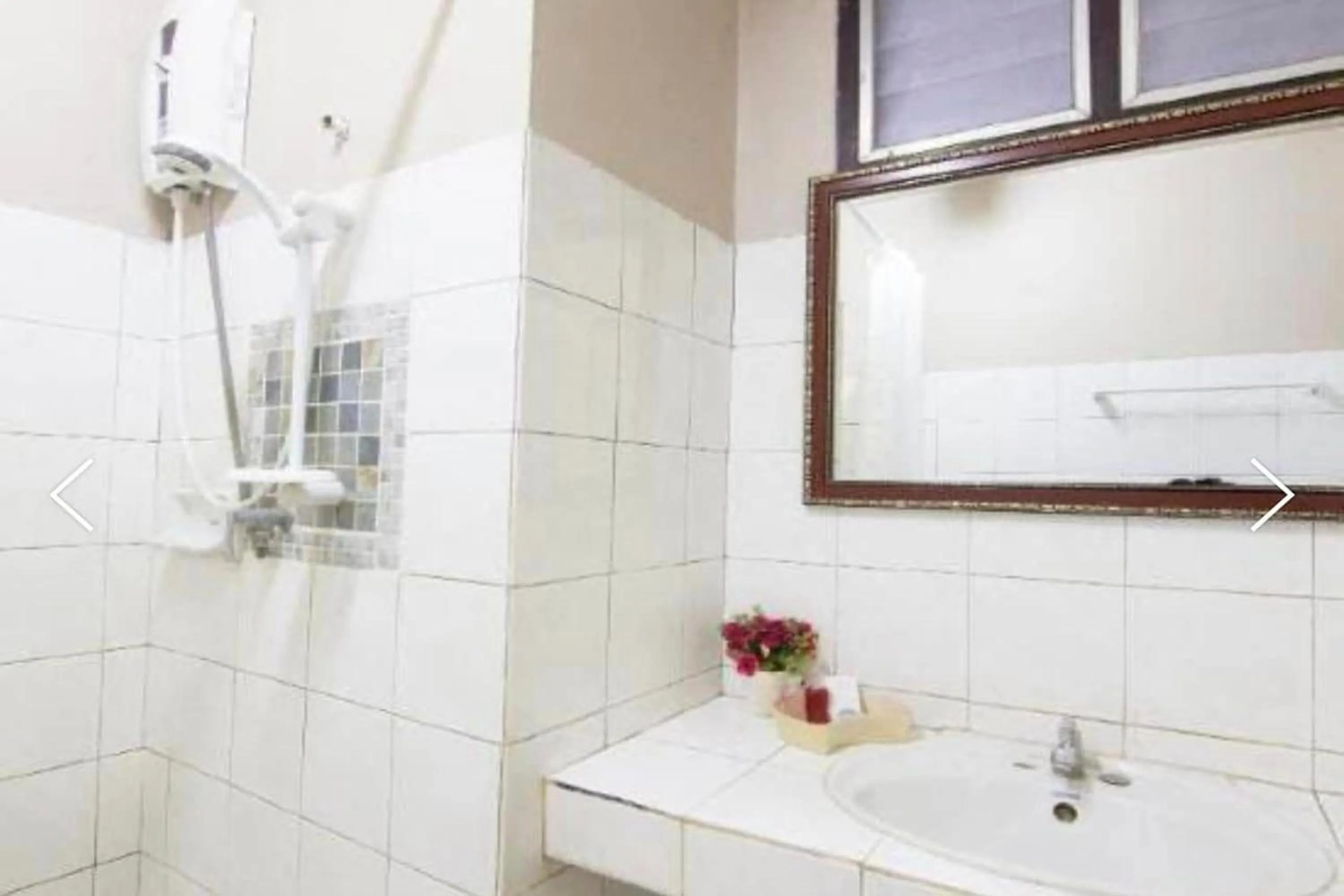 Bathroom in Khelang Nakorn Hotel
