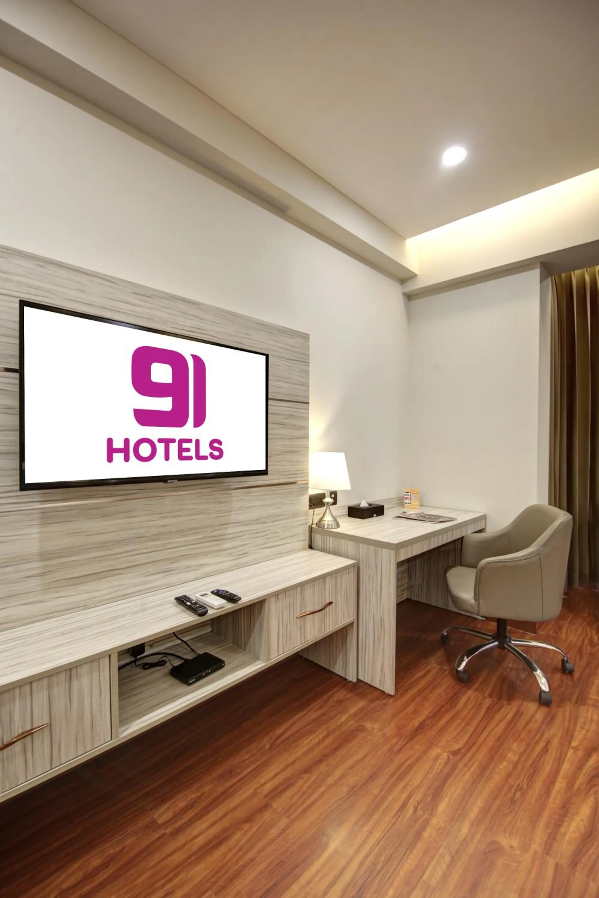 TV and multimedia in Hotel 91 Millennium Huda