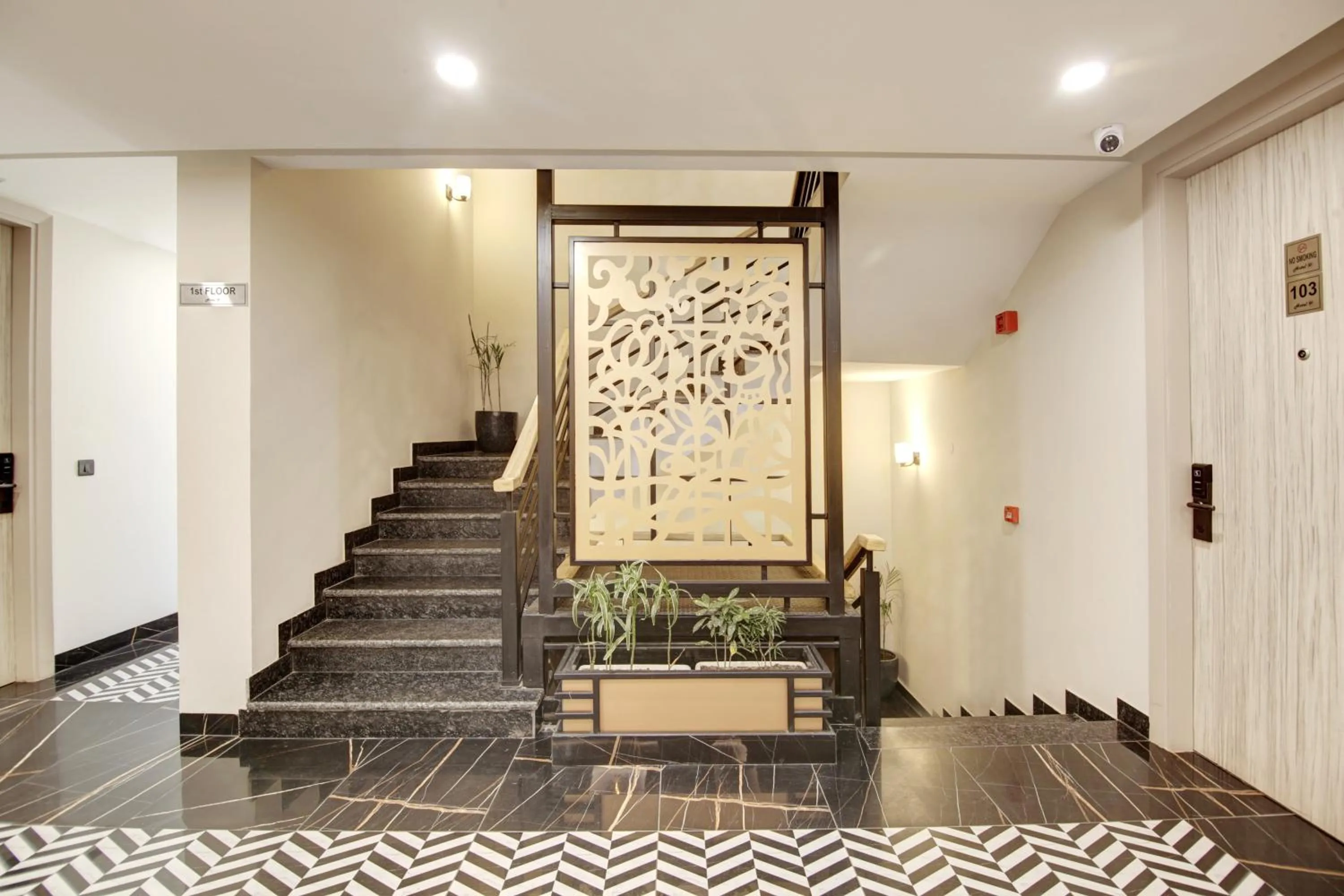 Property building in Hotel 91 Millennium Huda