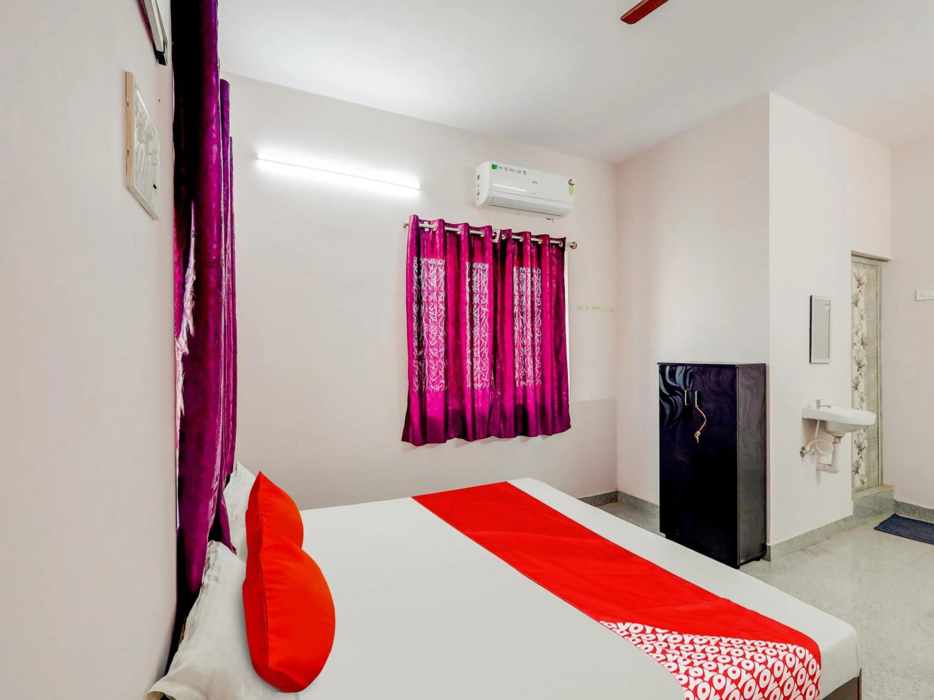 Bedroom in Hotel O Ram Residency