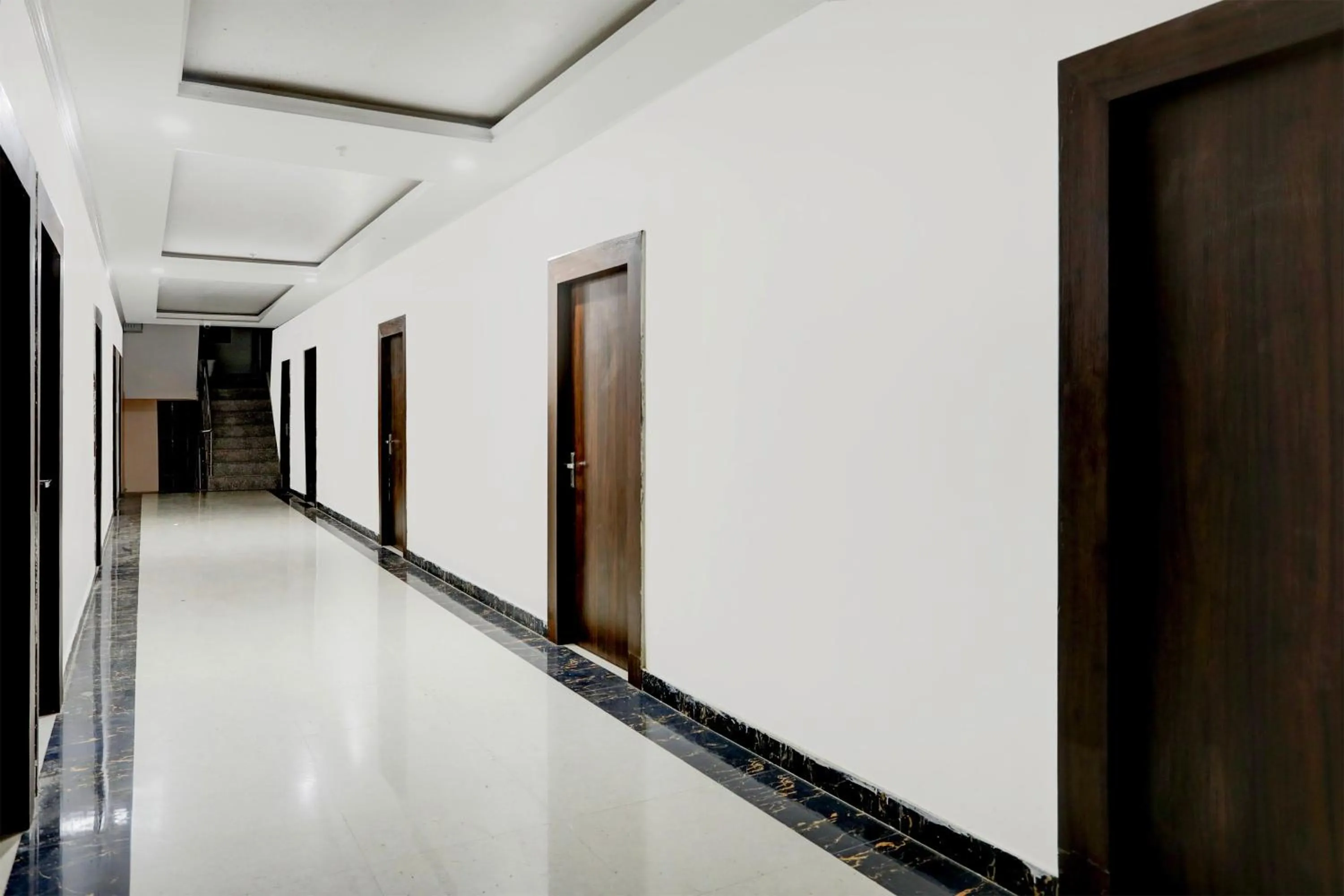 Lobby or reception in Super Hotel O SHIVA VALLEY HOTEL