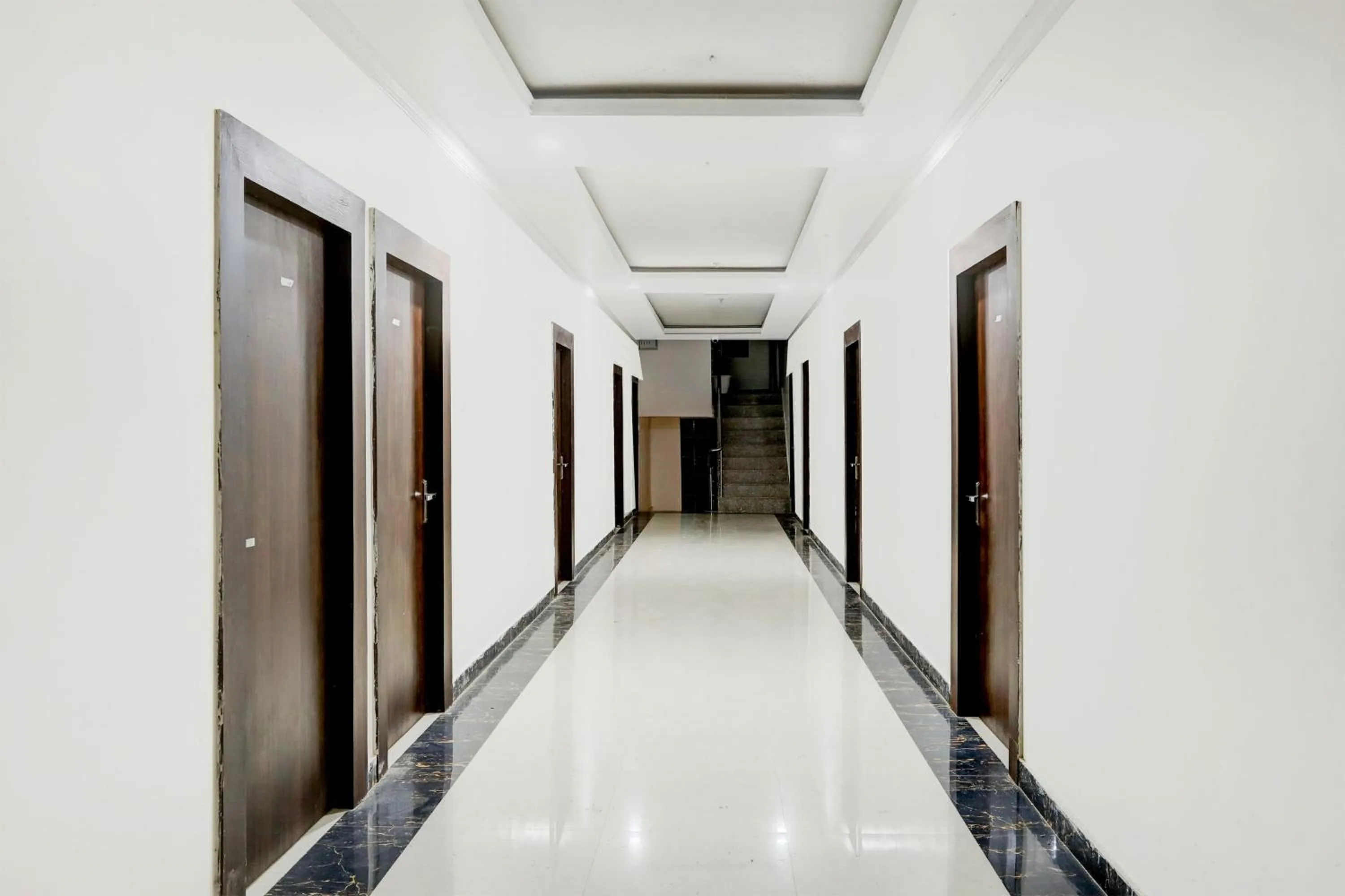 Lobby or reception in Super Hotel O SHIVA VALLEY HOTEL