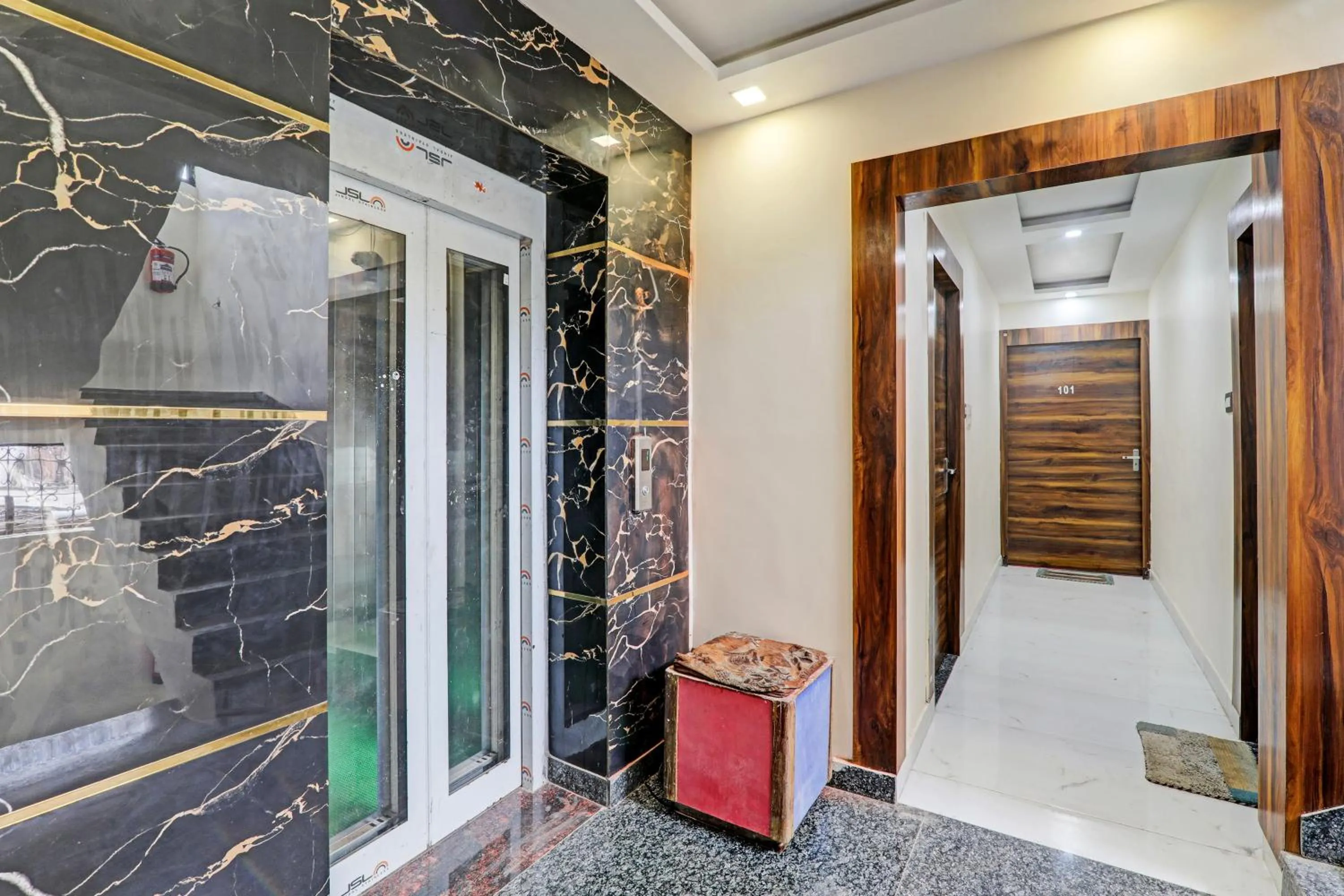 Lobby or reception in Collection O Mitra Inn