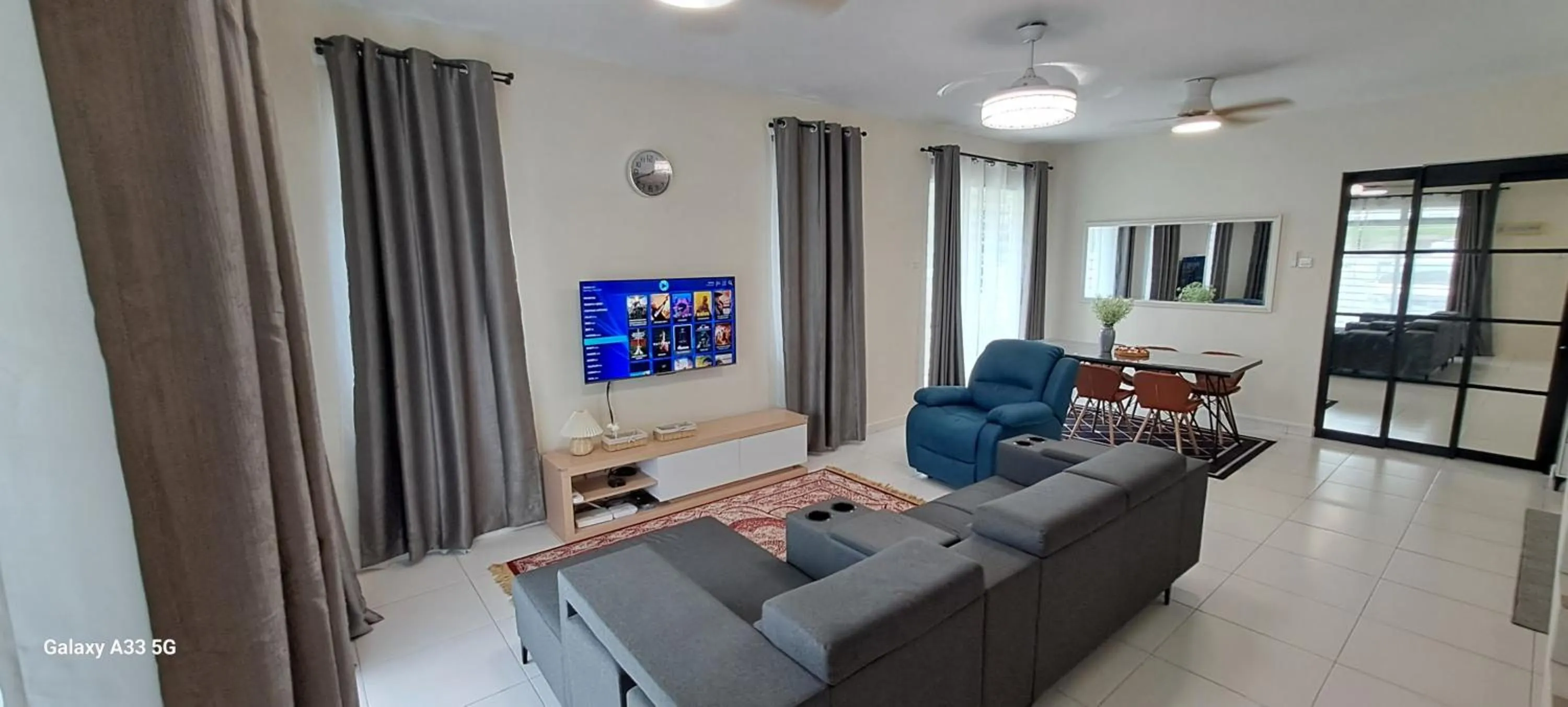 Communal lounge/ TV room in Teratak Teratai Homestay- Corner