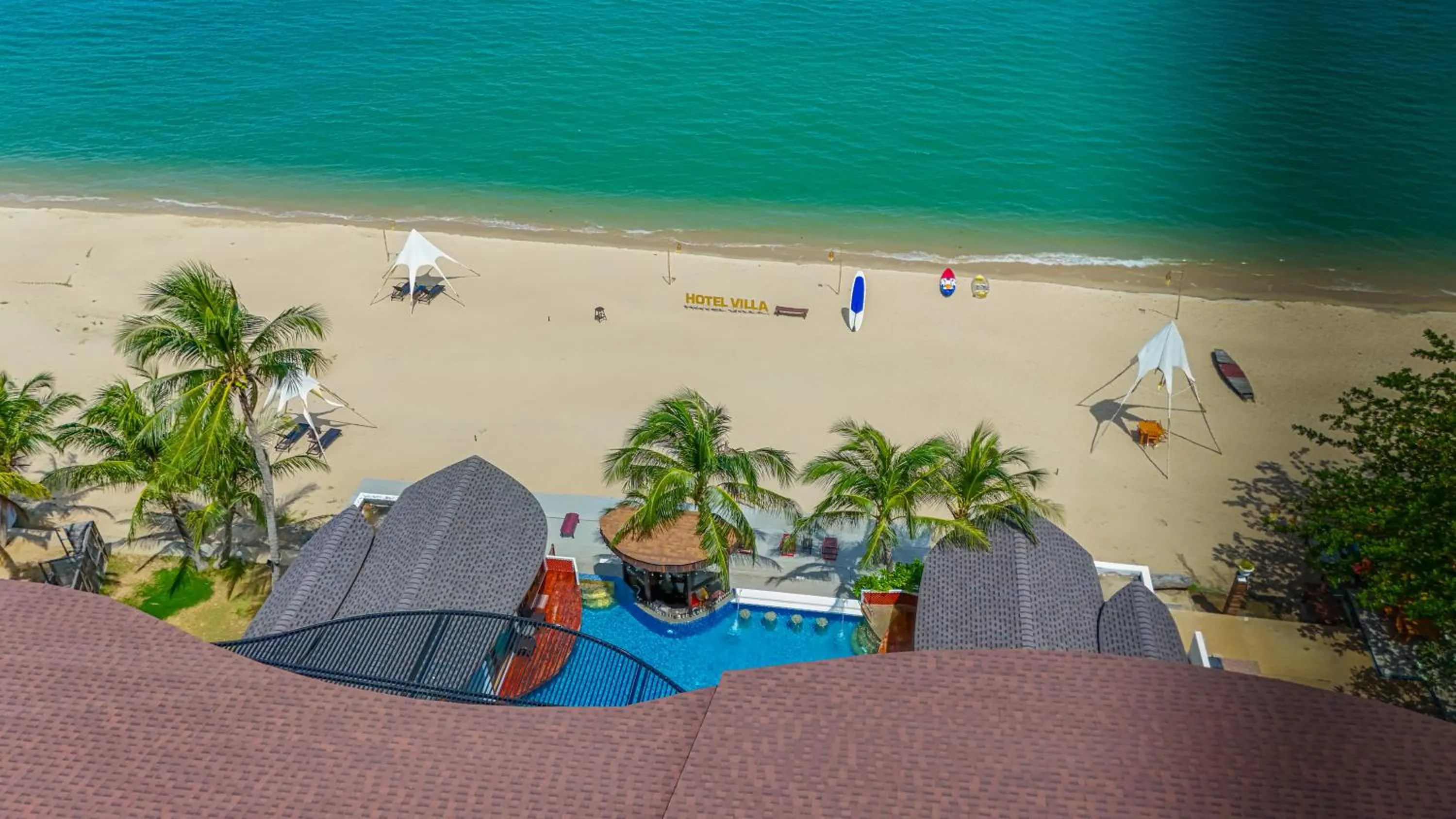 Beach in Hotel Villa AoKhanom Beachfront