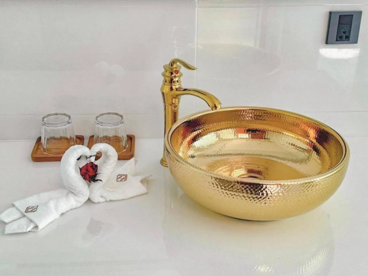 Bathroom in Hotel Villa AoKhanom Beachfront