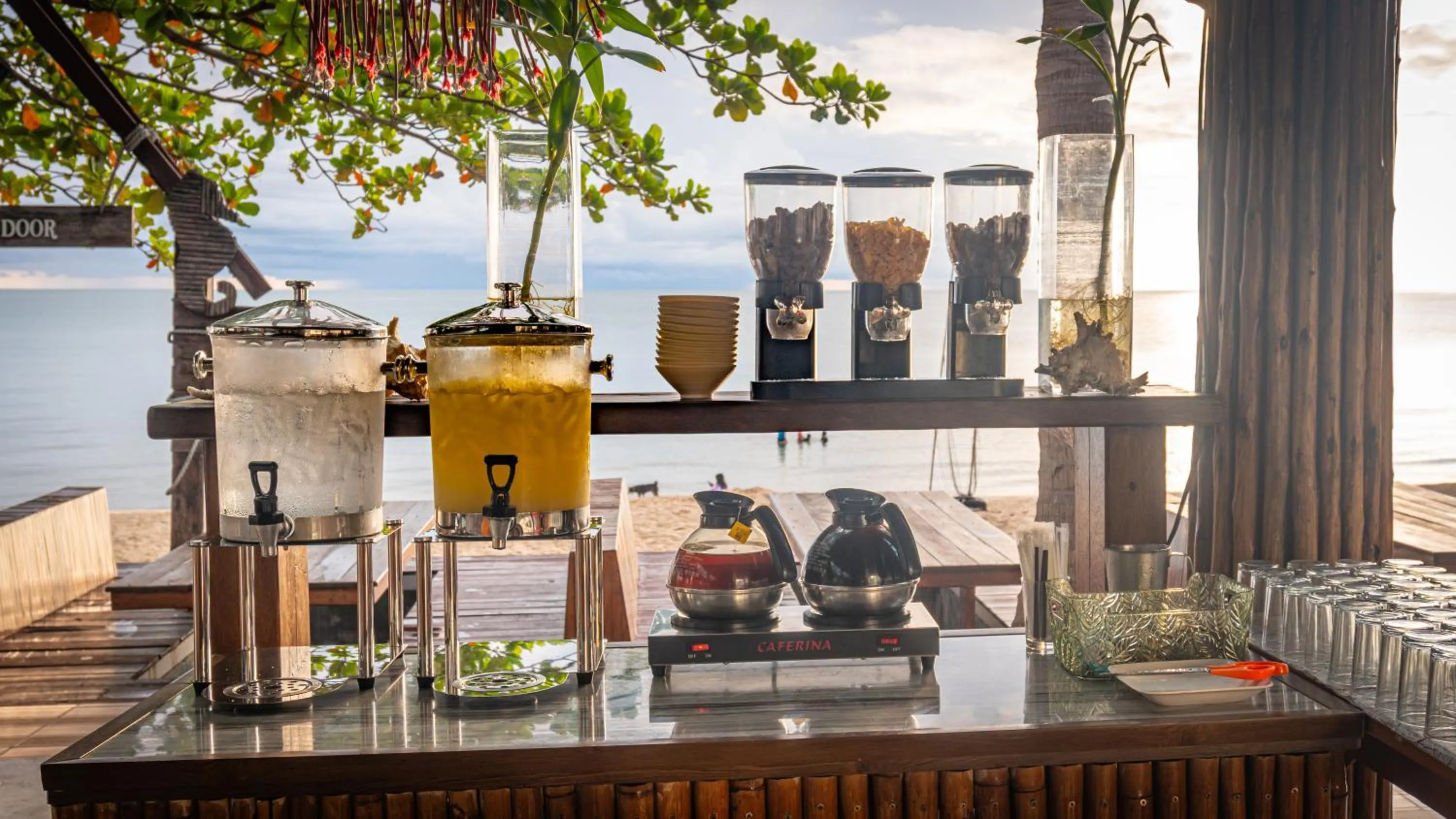 Breakfast in Hotel Villa AoKhanom Beachfront