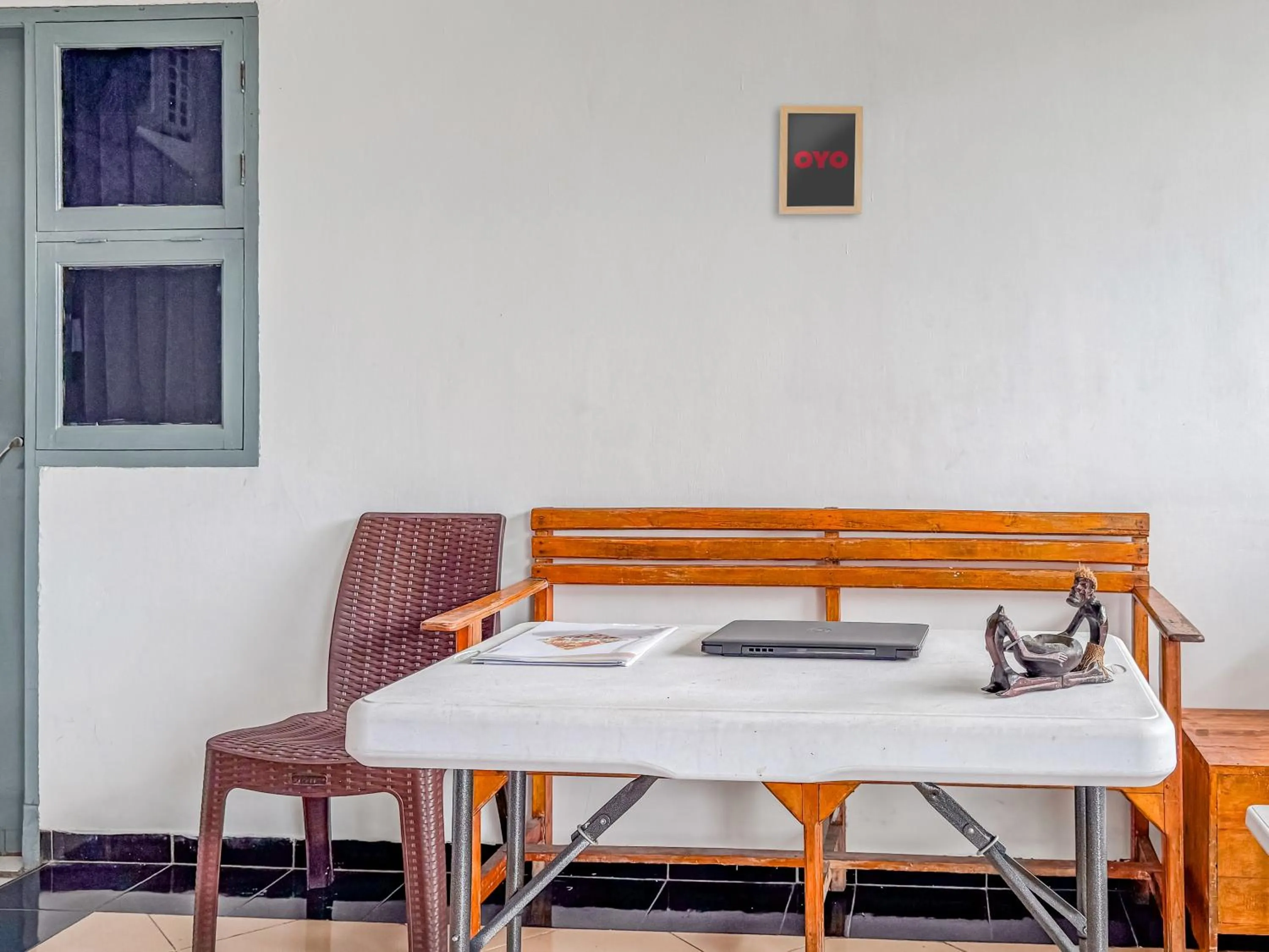 Lobby or reception in Hotel O Kost Naura