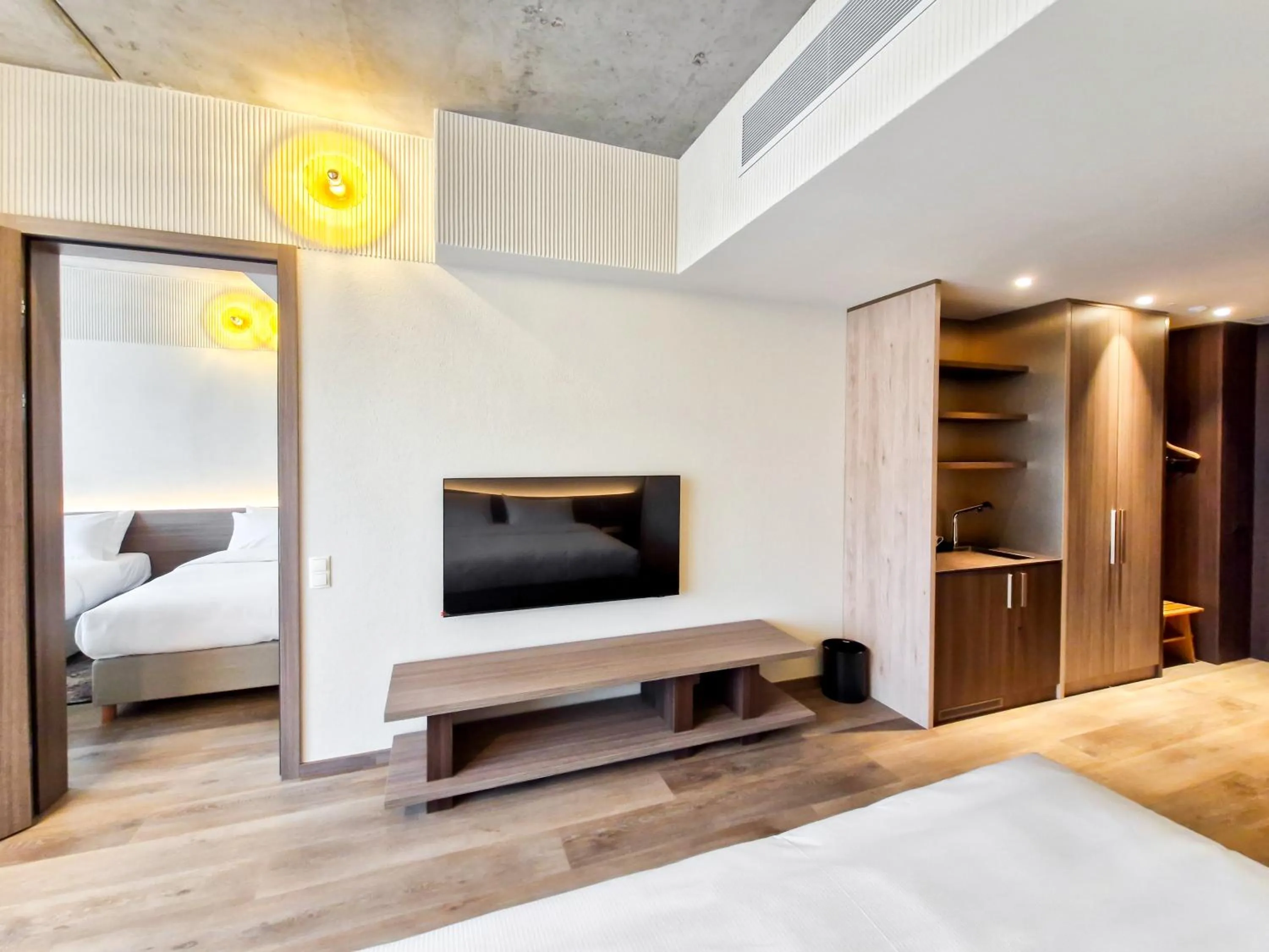 Photo of the whole room, Bed in Hotel GLAR Conference & SPA