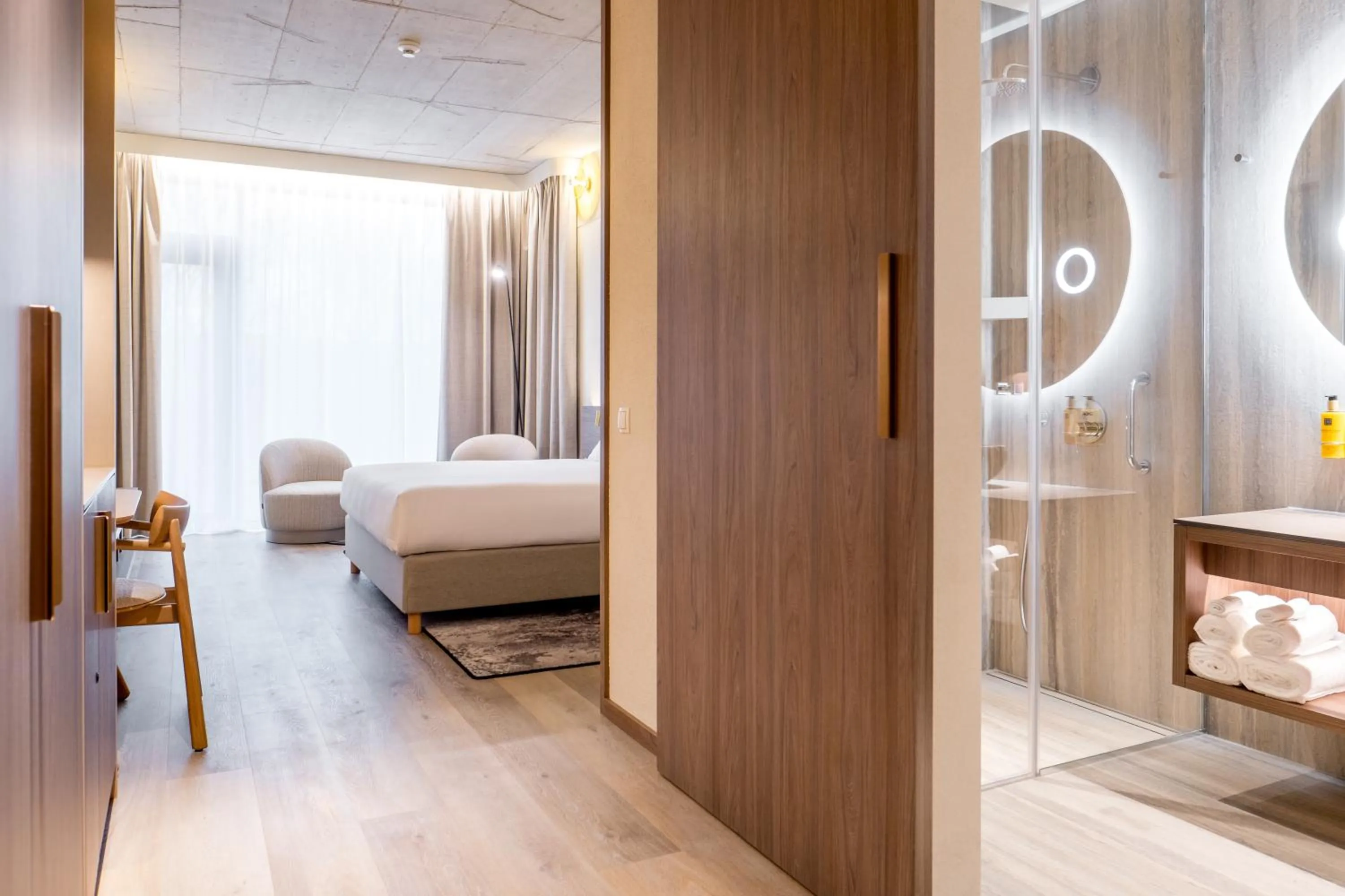 Photo of the whole room, Bed in Hotel GLAR Conference & SPA