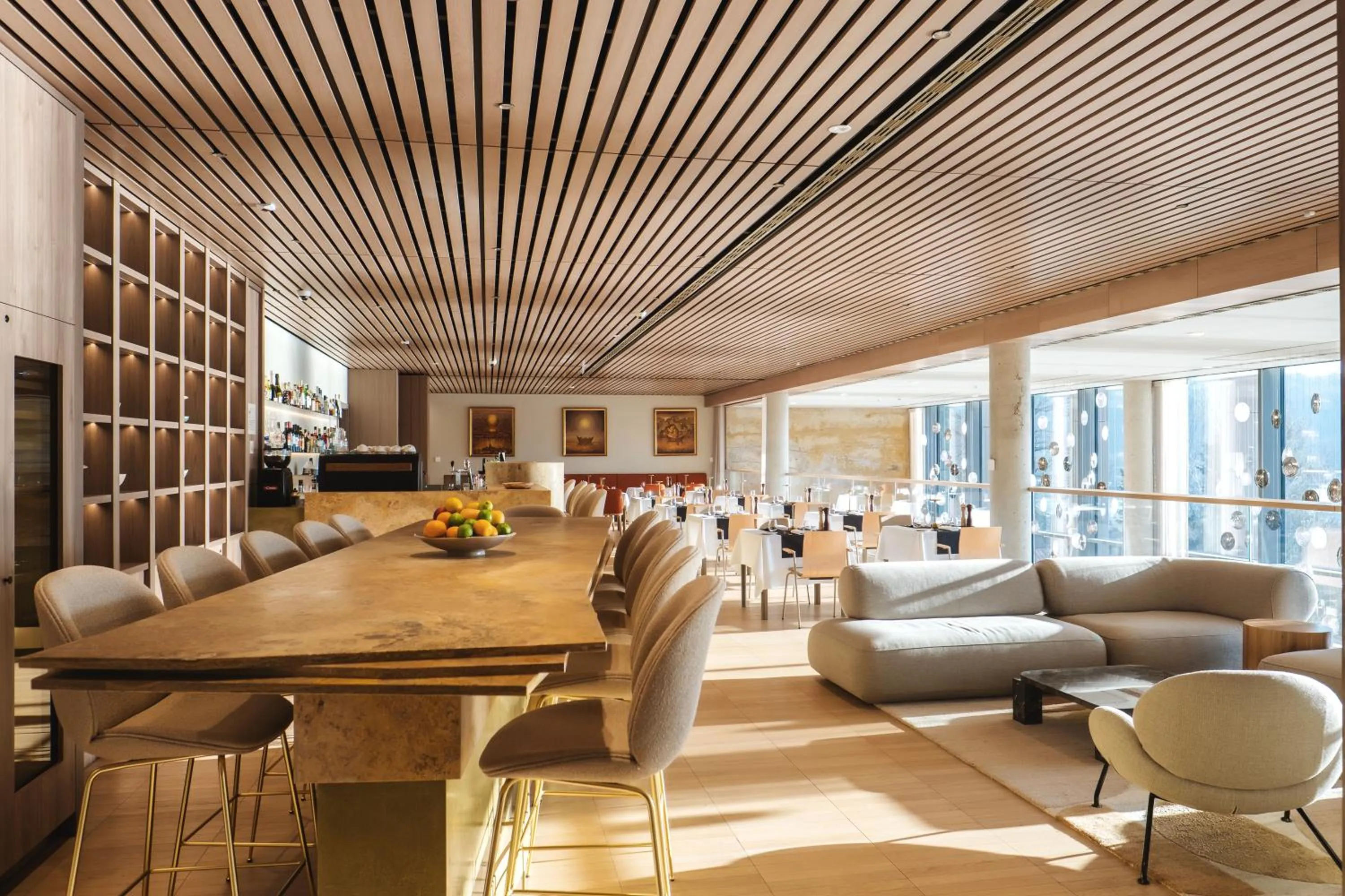 Restaurant/places to eat in Hotel GLAR Conference & SPA